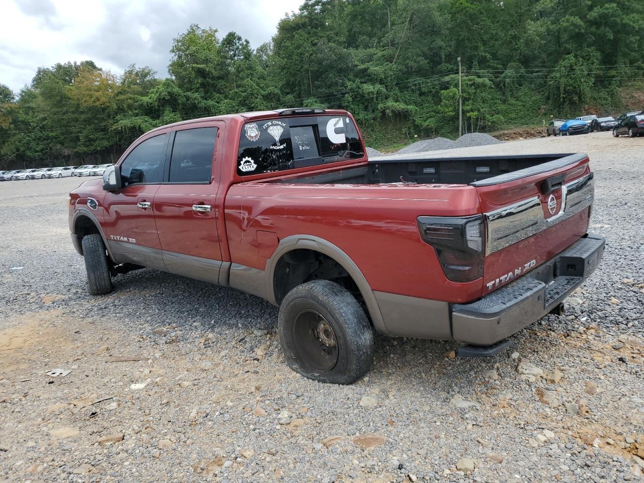 2016 Nissan Titan, SL