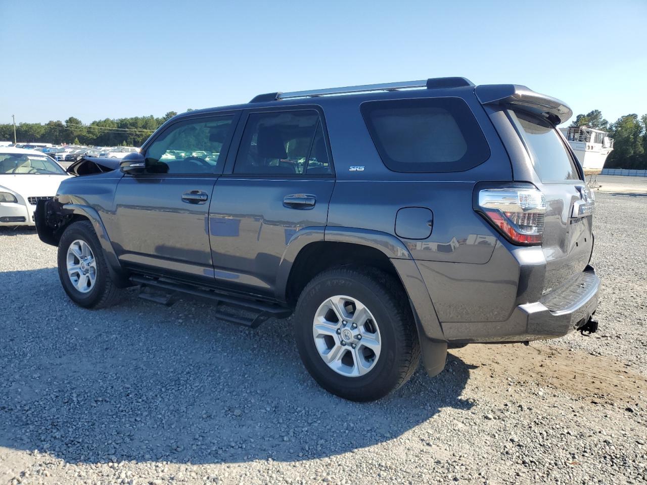 2022 Toyota 4runner, SR5