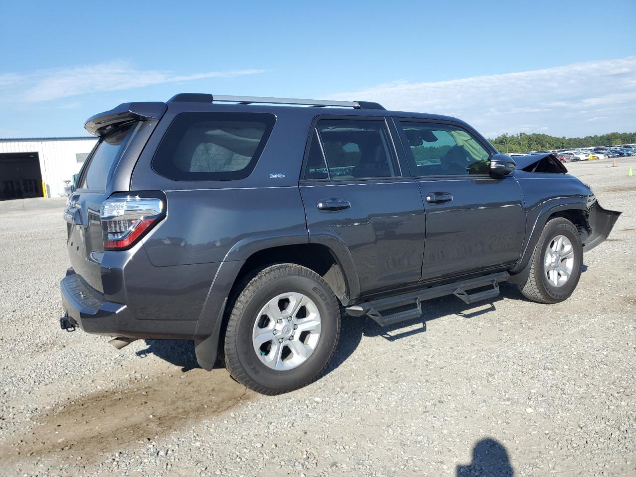 2022 Toyota 4runner, SR5