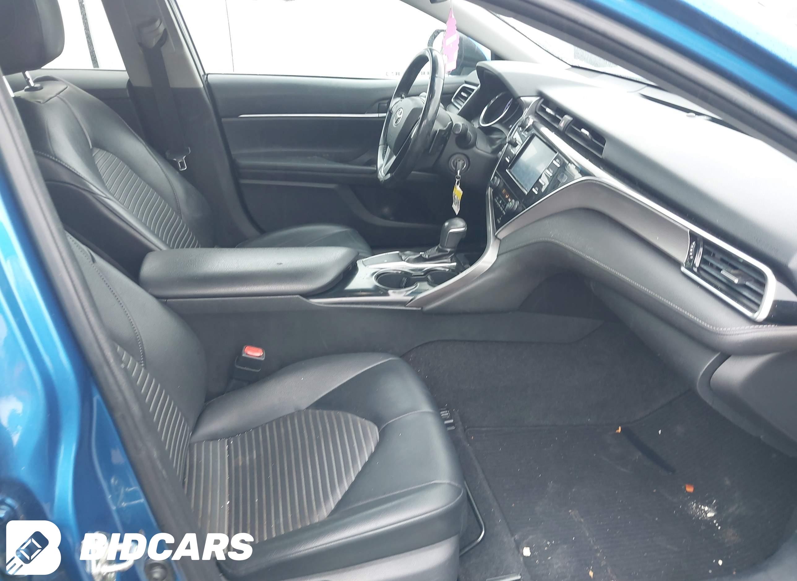 2018 Toyota Camry, SE