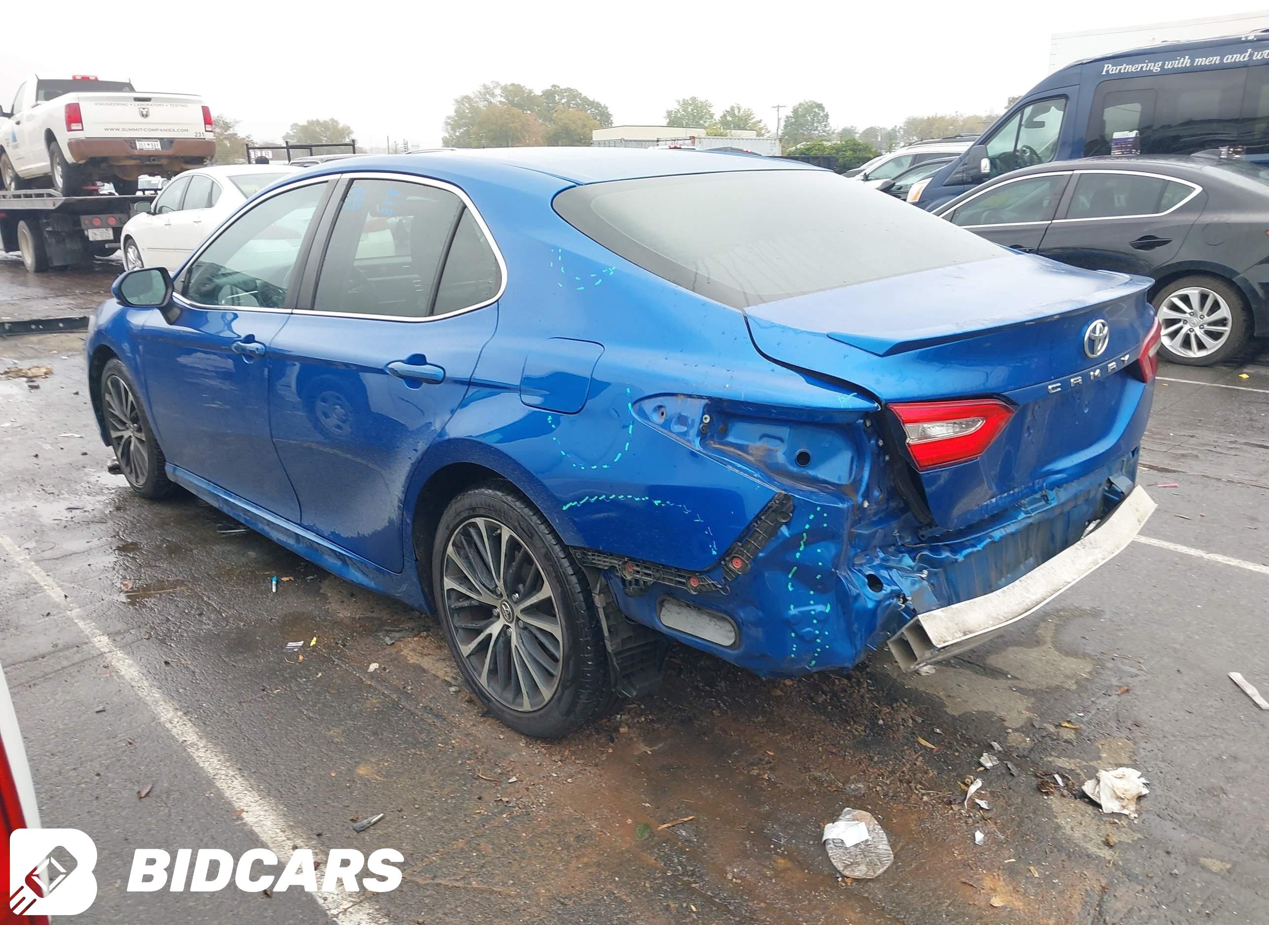 2018 Toyota Camry, SE