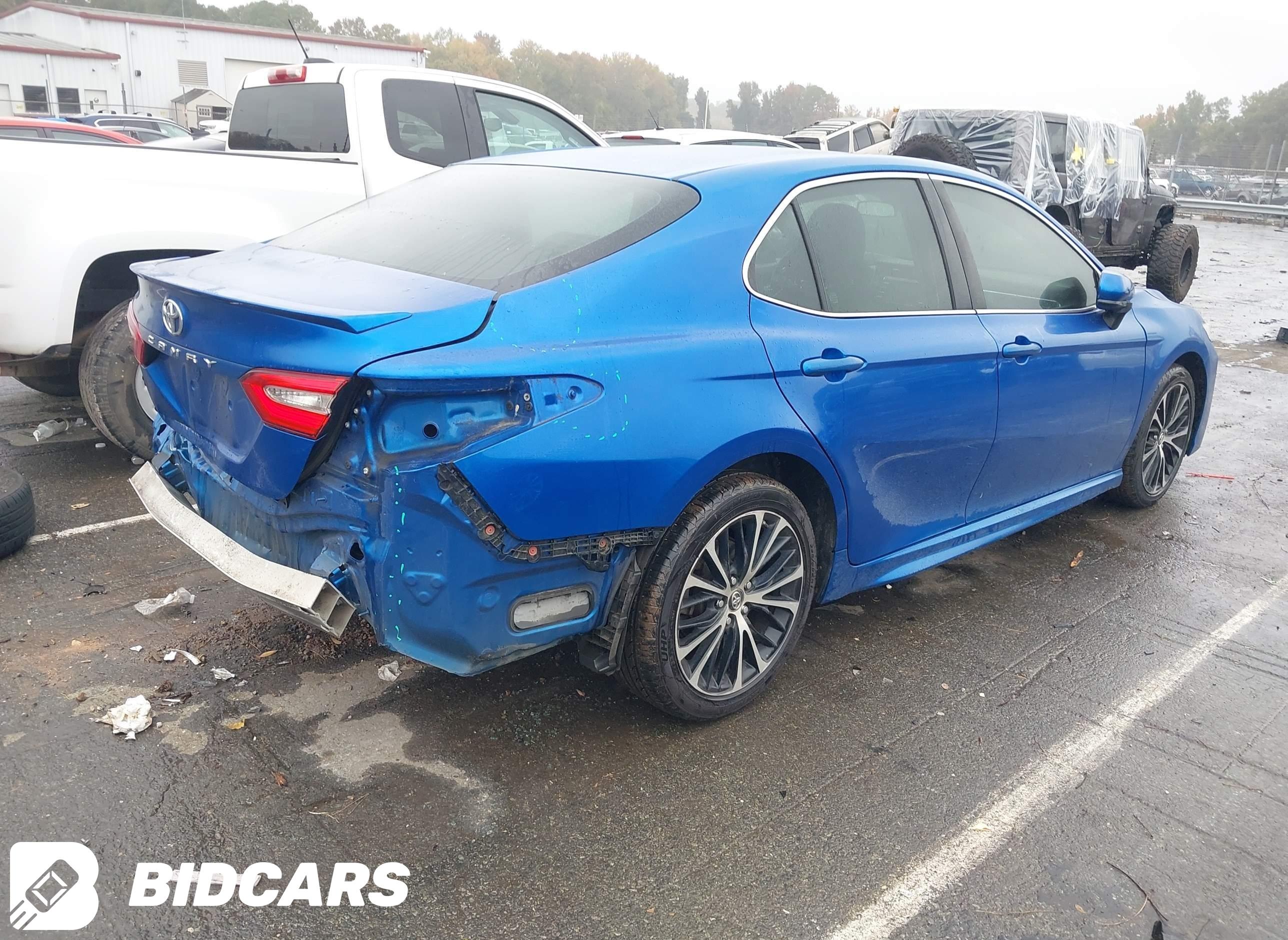 2018 Toyota Camry, SE