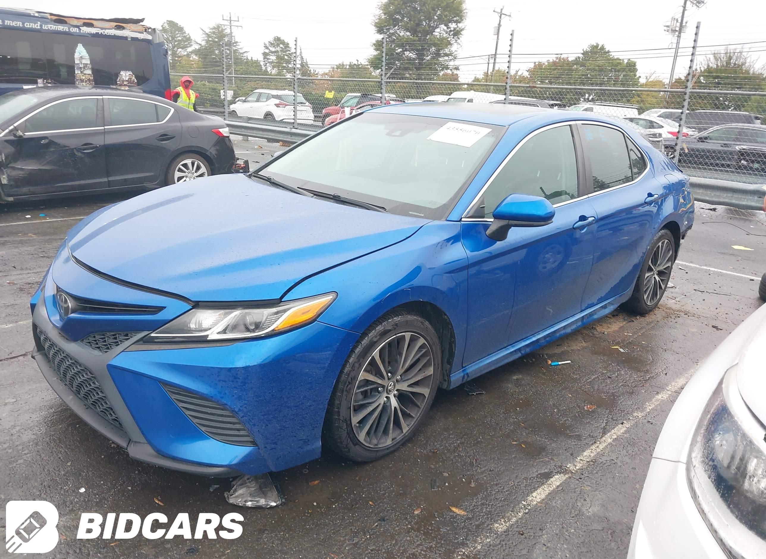 2018 Toyota Camry, SE