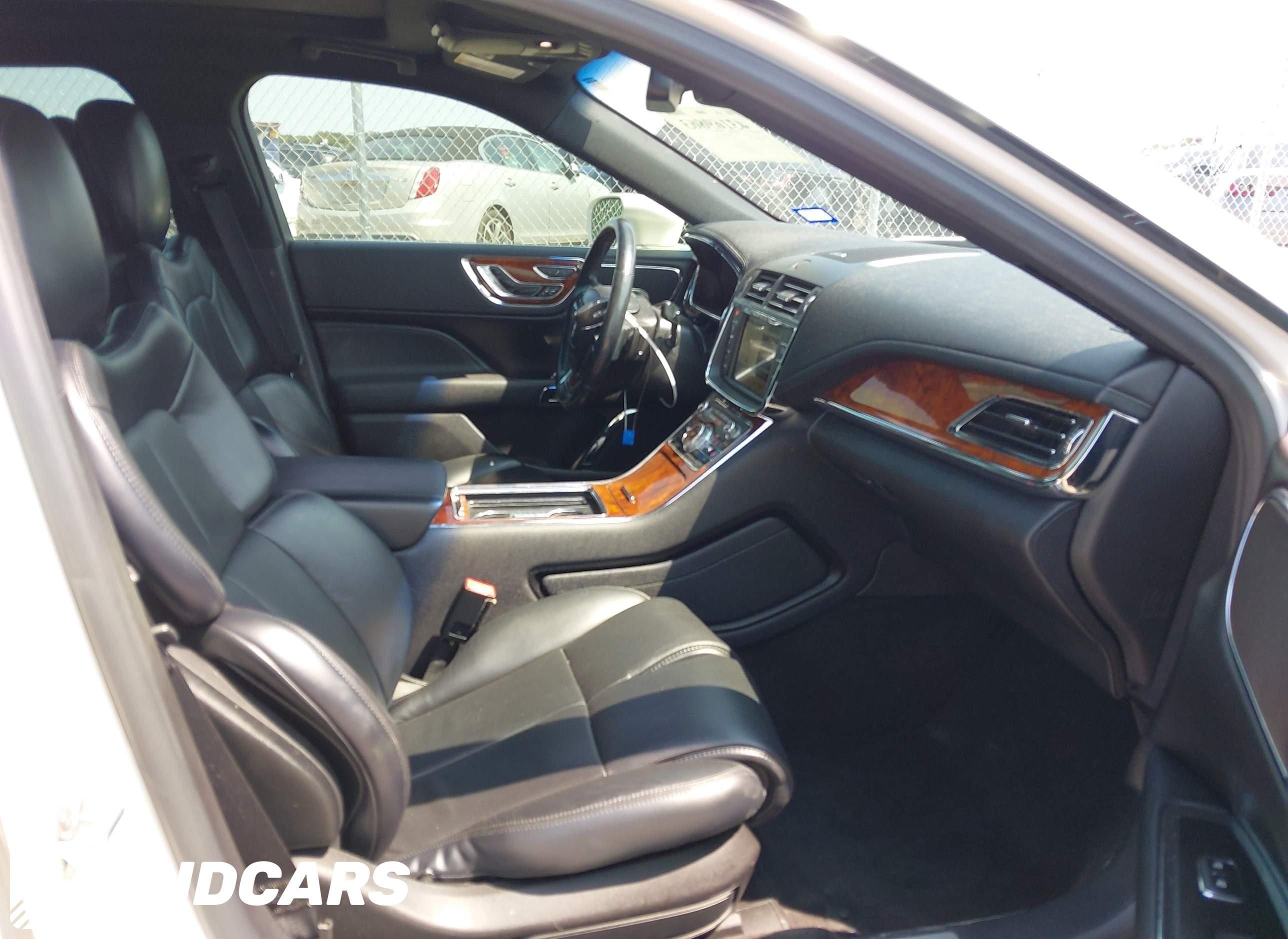 2017 Lincoln Continental, Res...