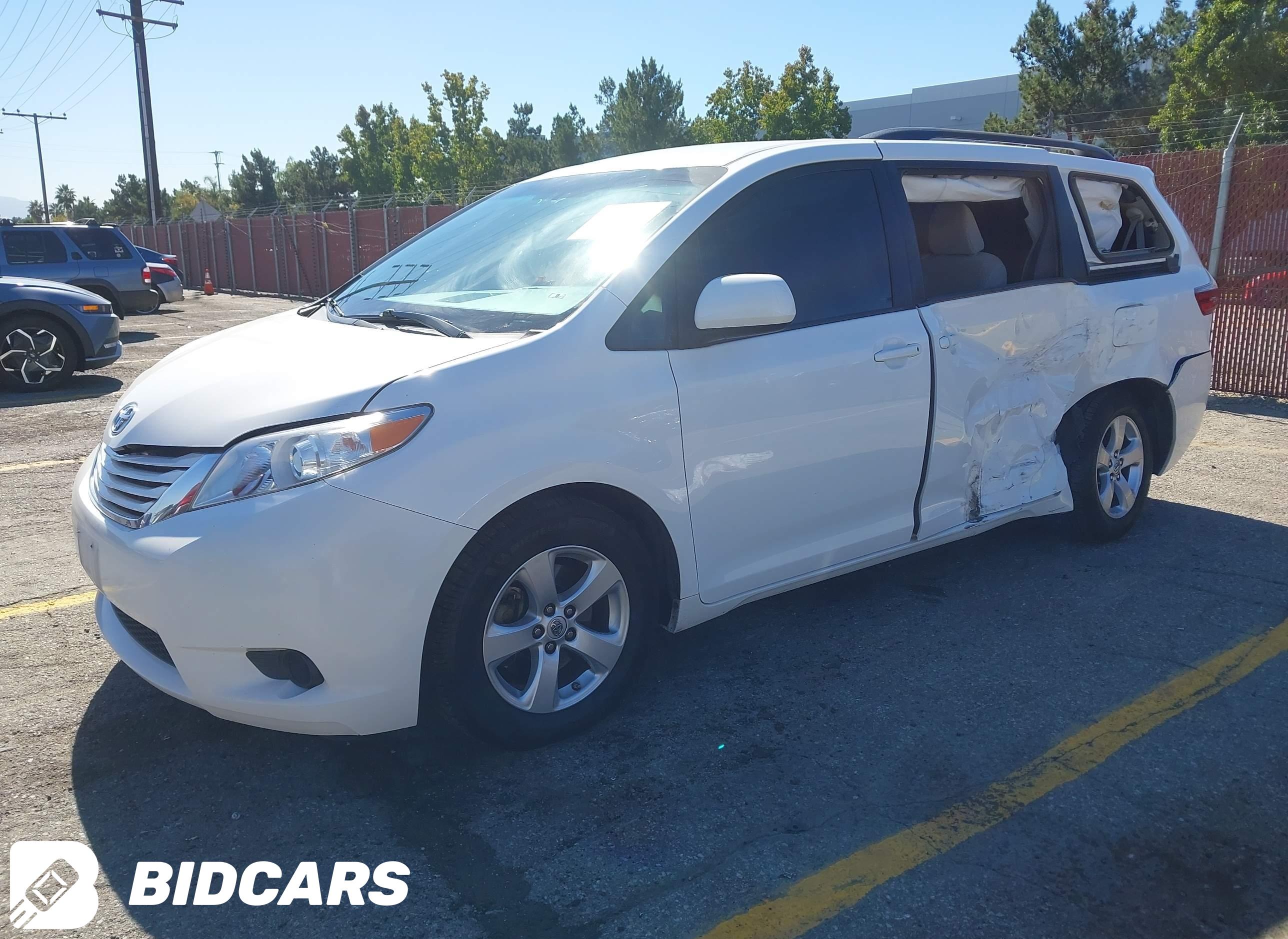 2017 Toyota Sienna, Le 8 Pass...