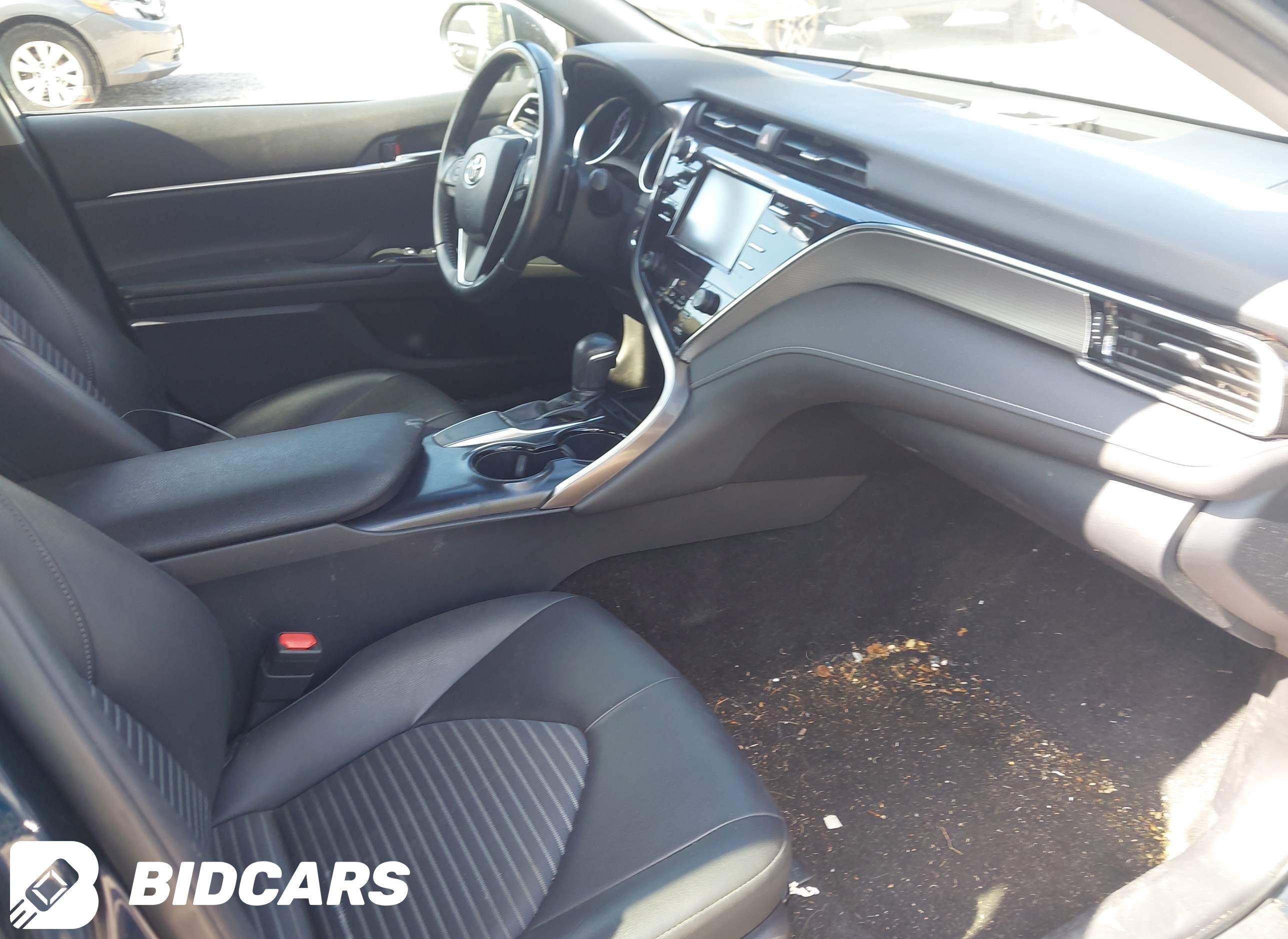 2018 Toyota Camry, SE