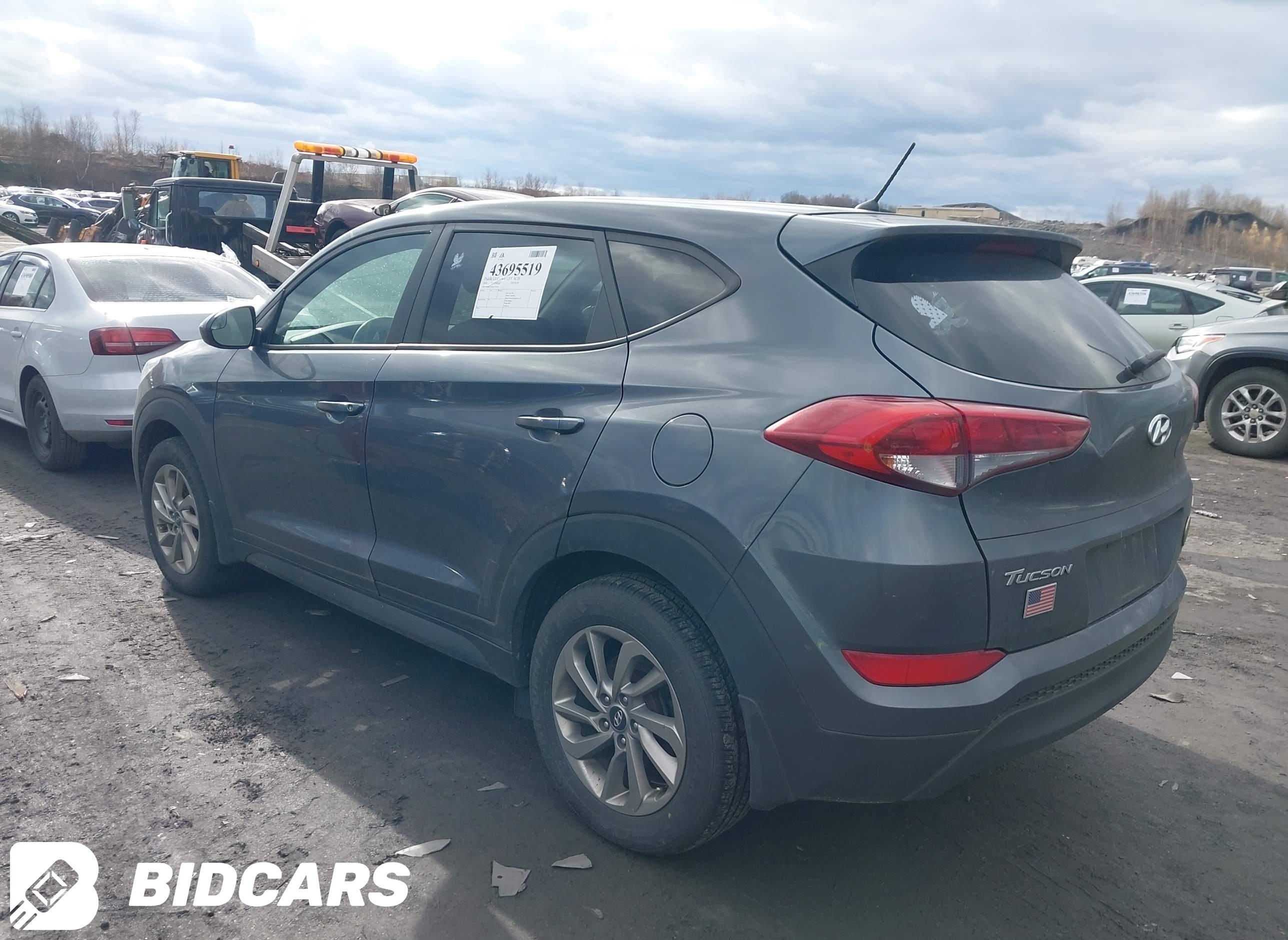 2018 Hyundai Tucson, SE