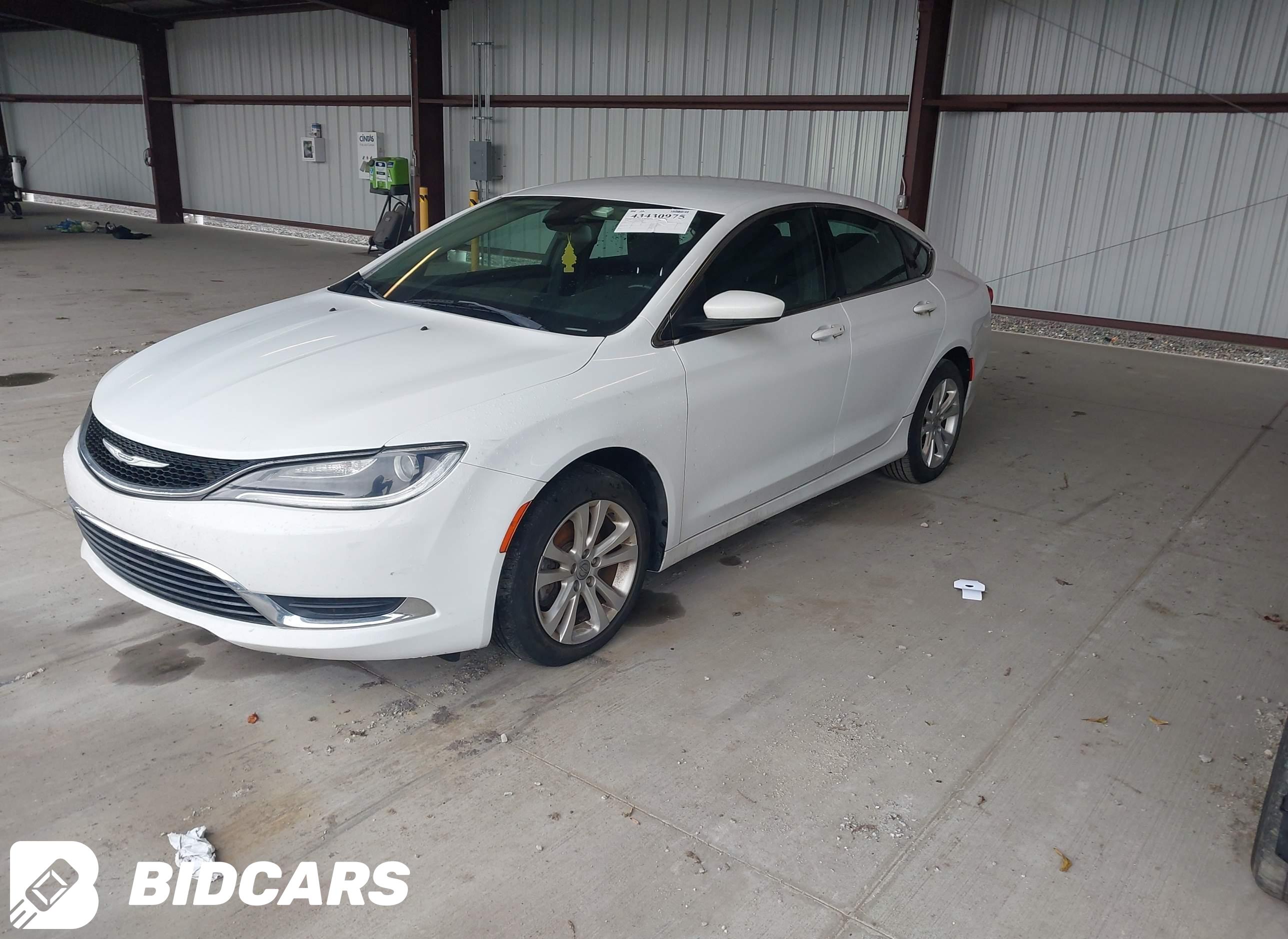2016 Chrysler 200, Limited