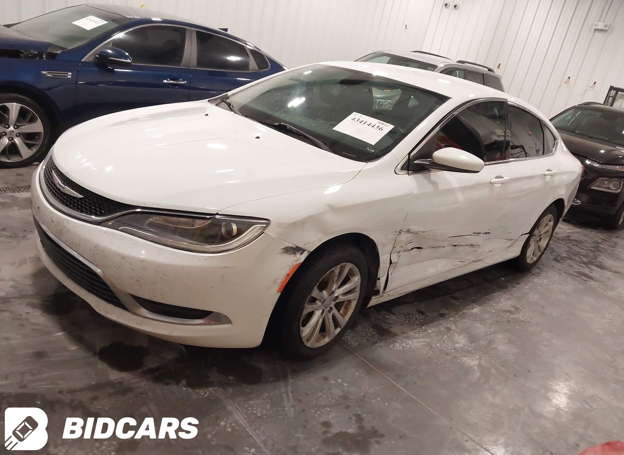 2016 Chrysler 200, Limited