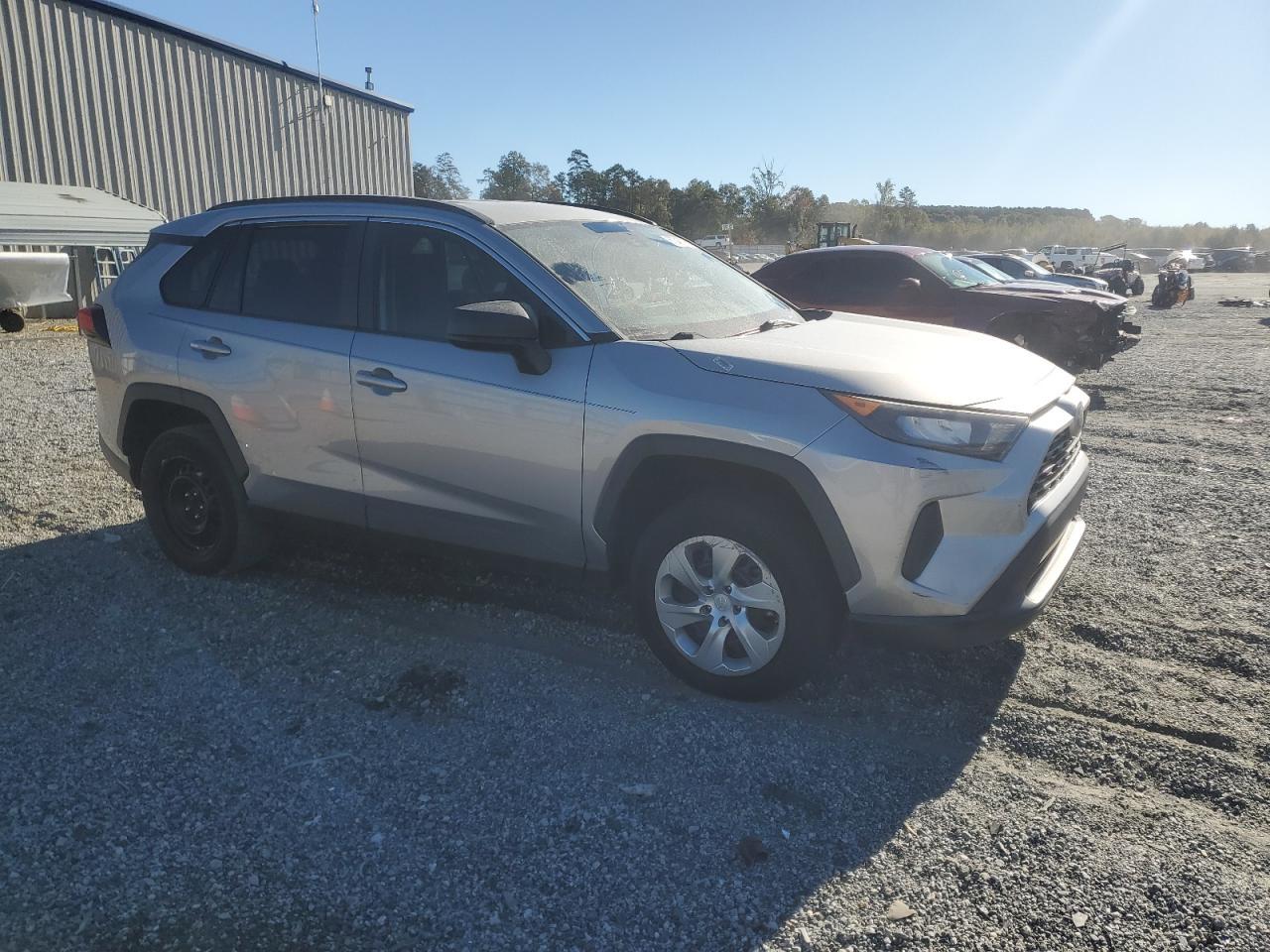 2021 Toyota RAV4, LE