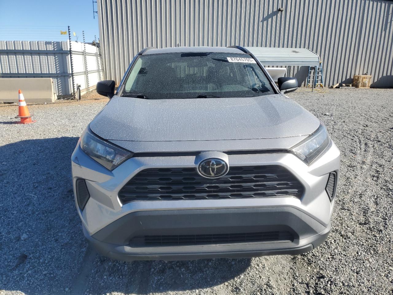2021 Toyota RAV4, LE