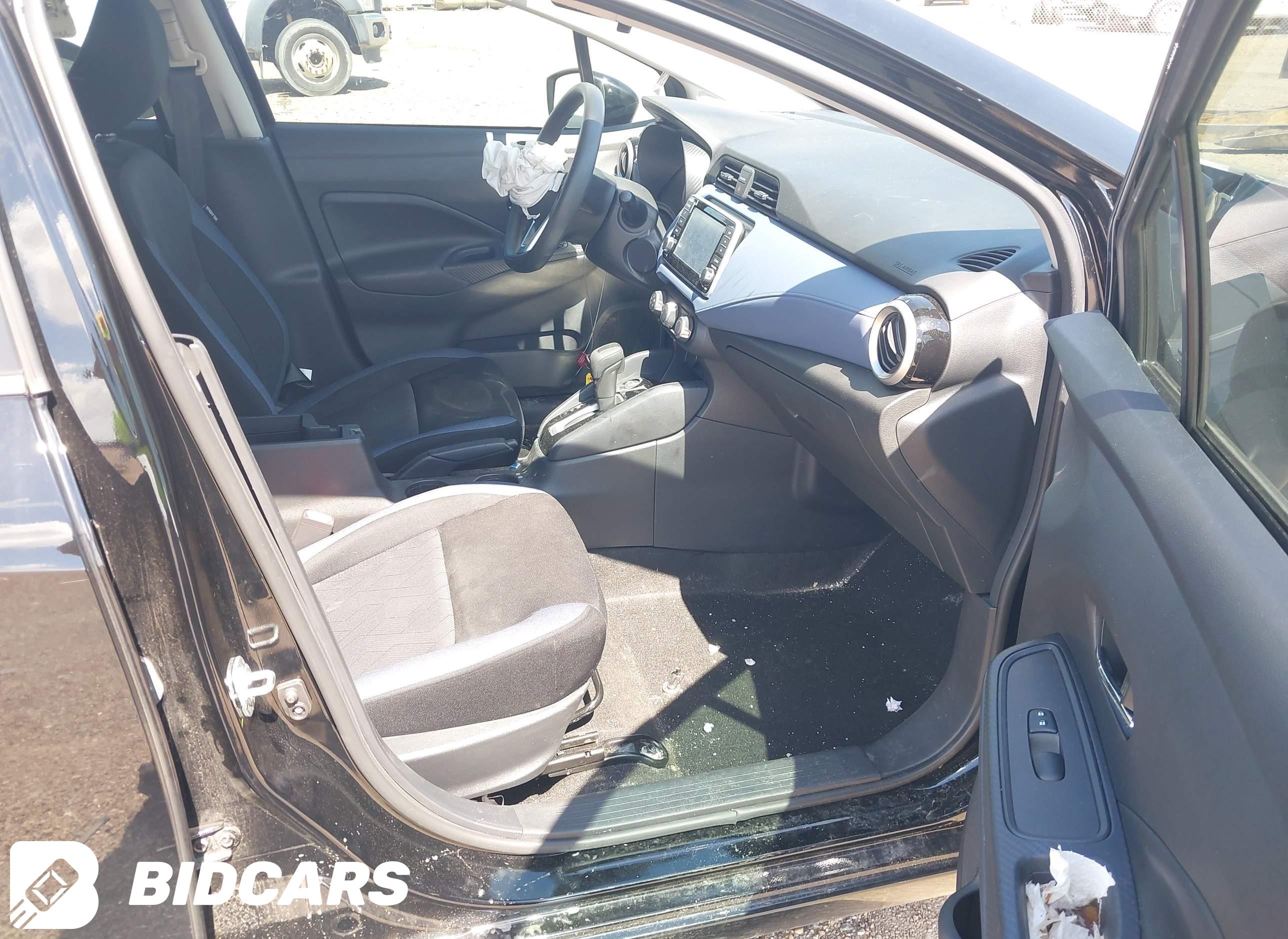 2024 Nissan Versa, 1.6 SV