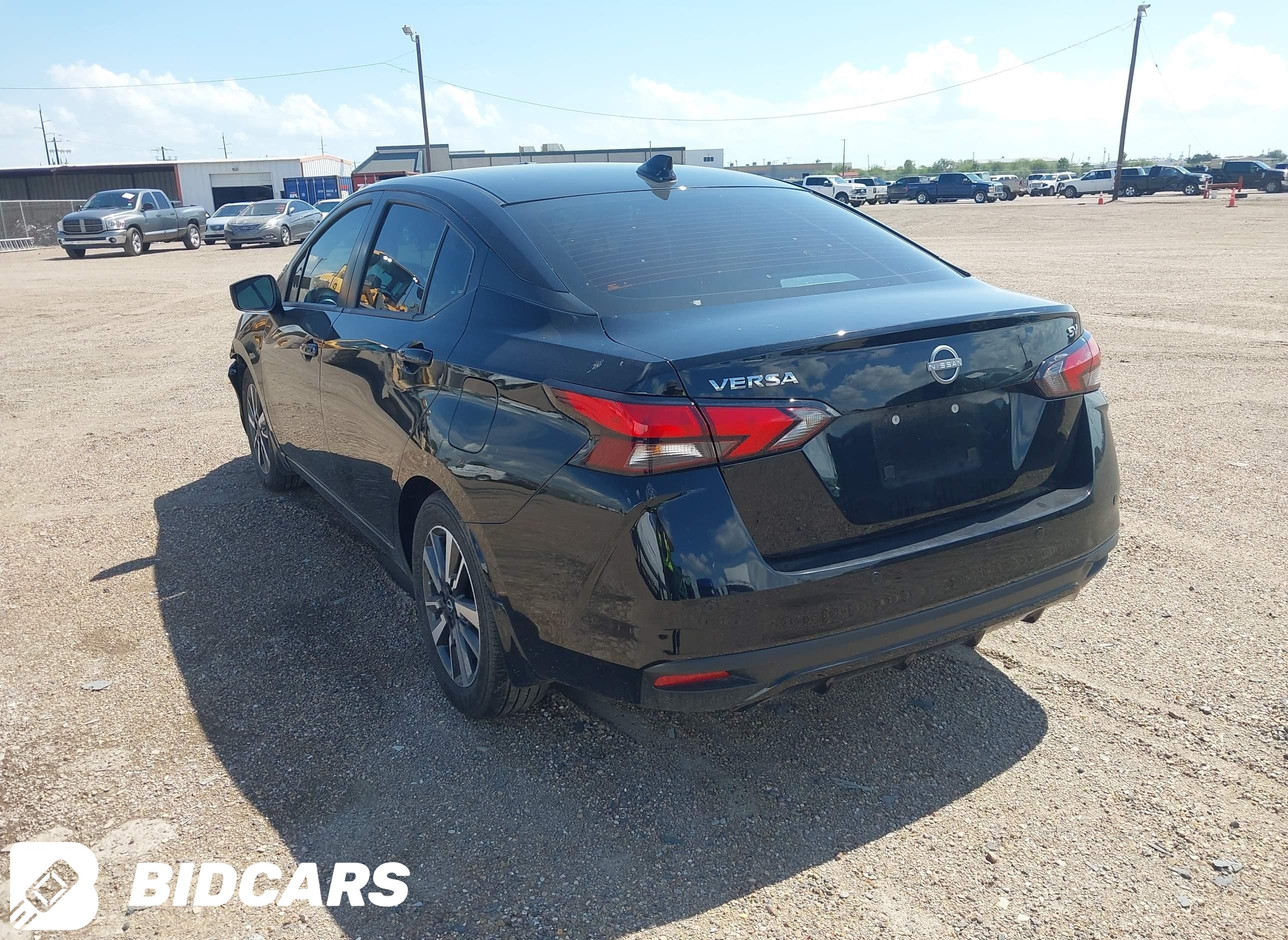 2024 Nissan Versa, 1.6 SV