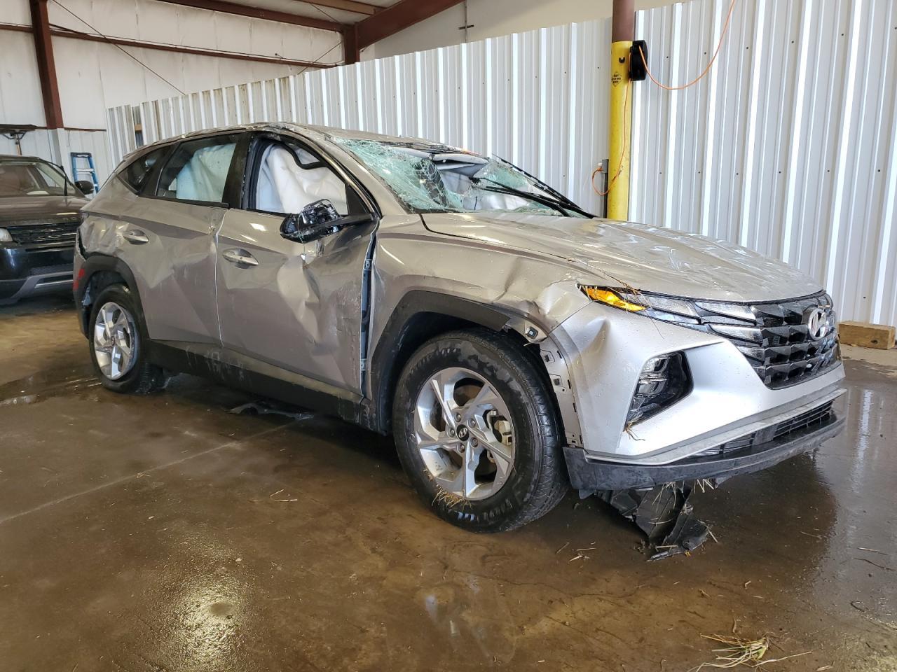 2023 Hyundai Tucson, SE