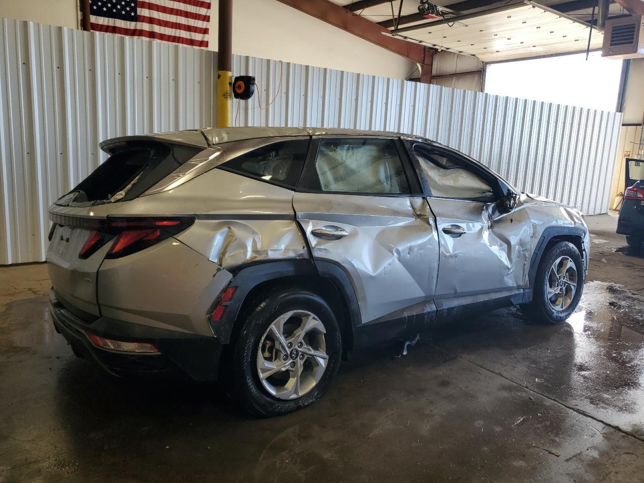 2023 Hyundai Tucson, SE