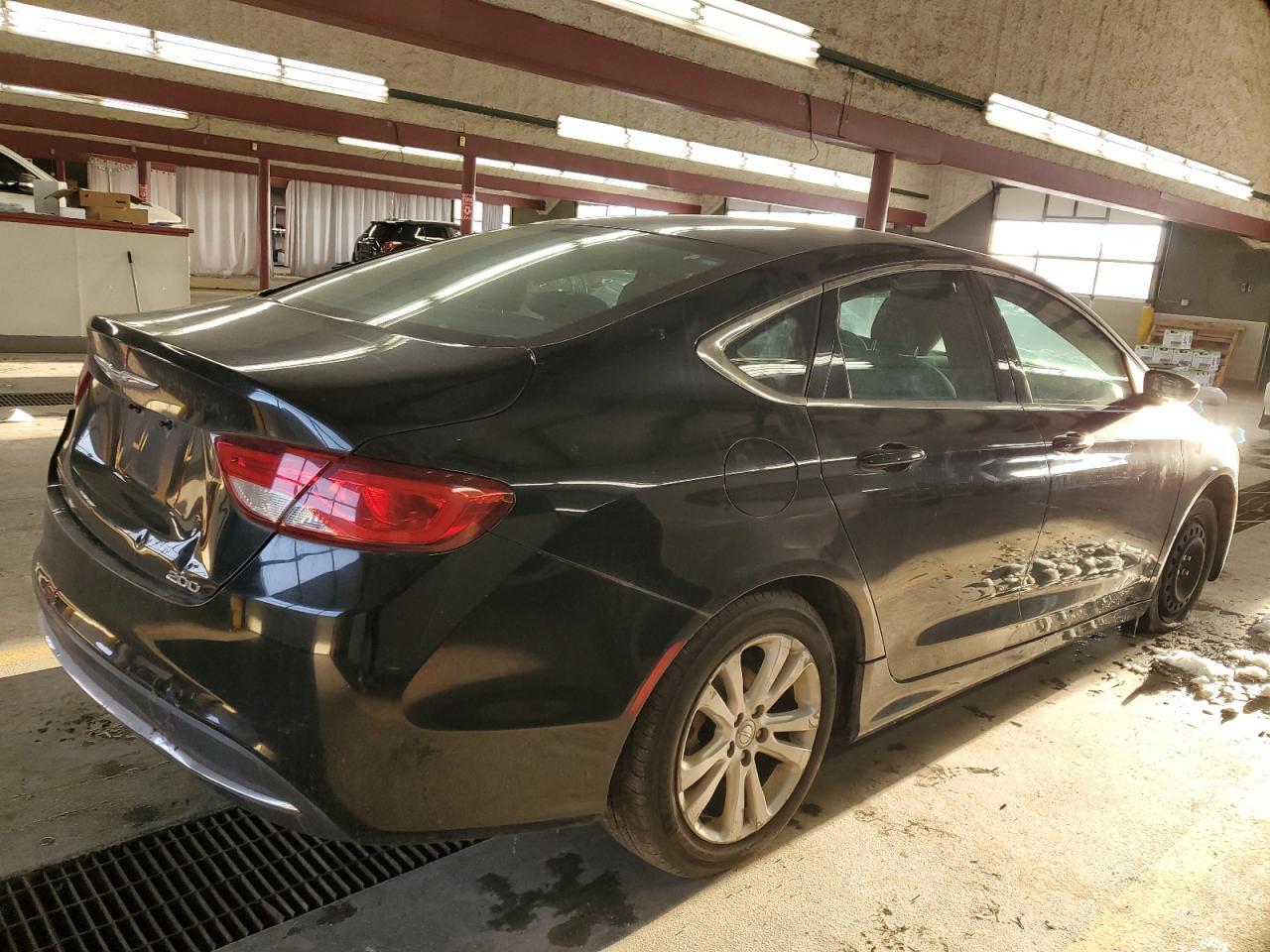 2016 Chrysler 200, Limited