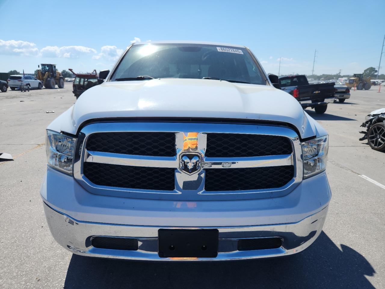 2019 RAM 1500, Slt