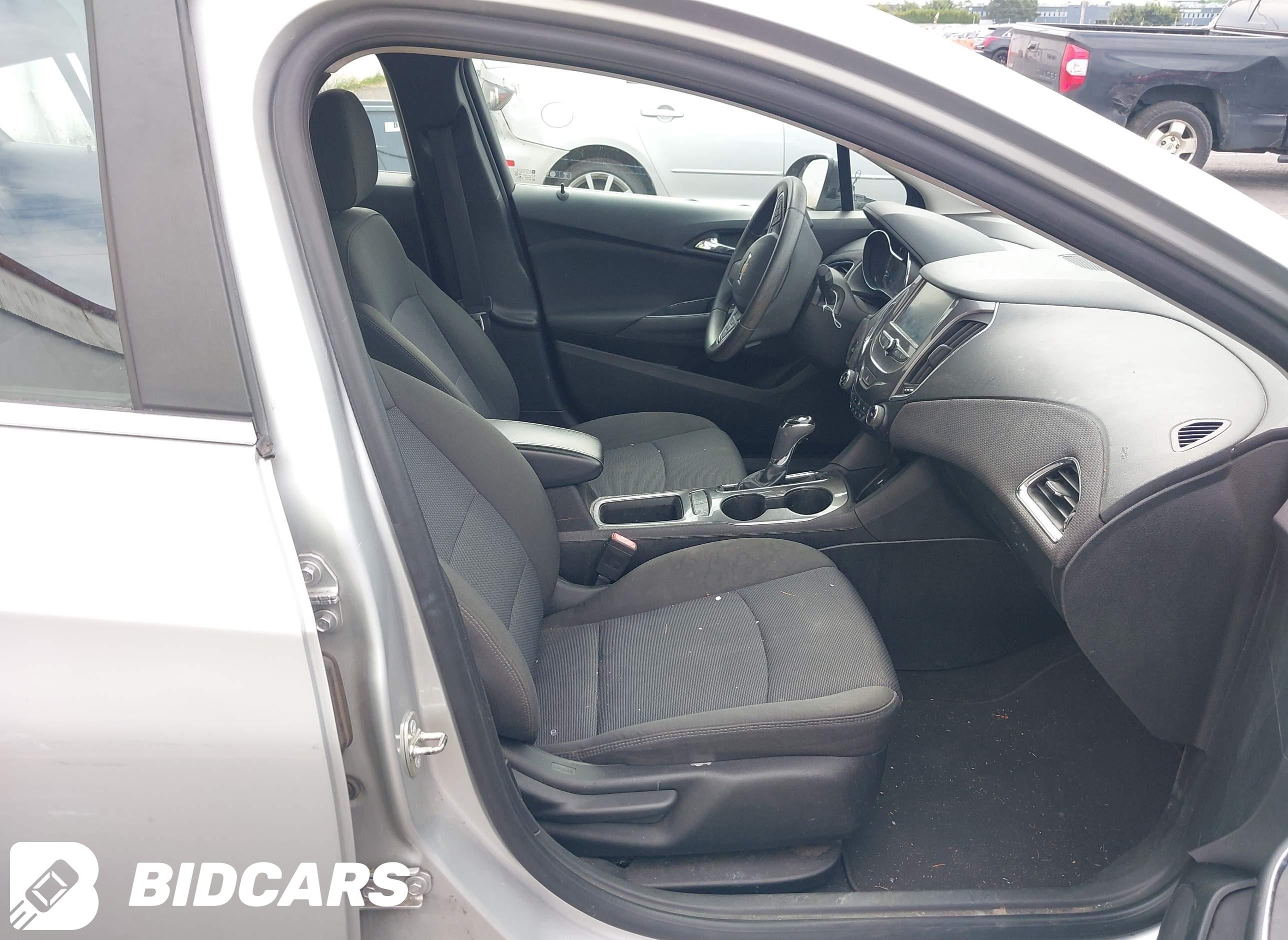 2018 Chevrolet Cruze, Lt Auto