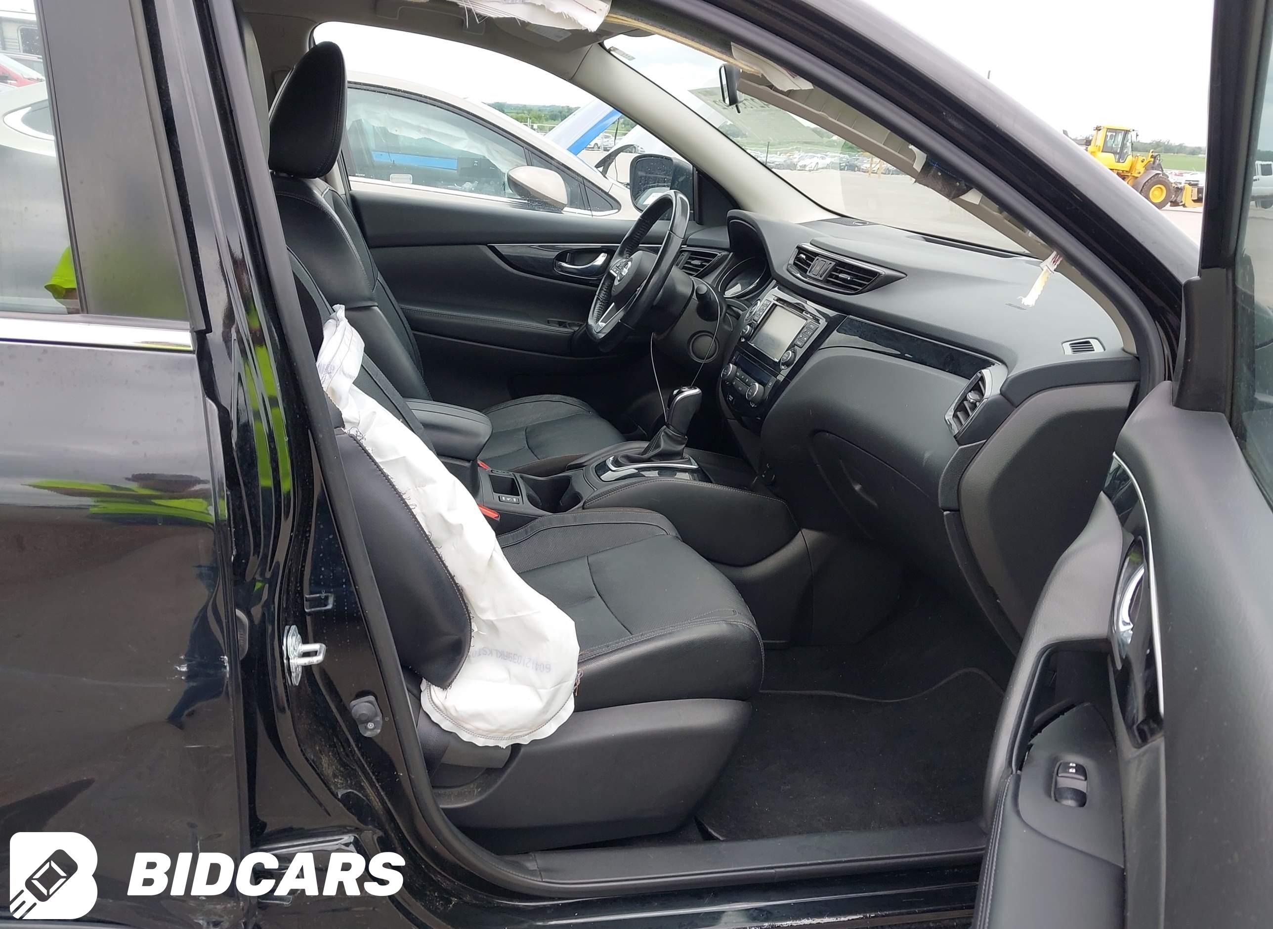 2017 Nissan Rogue, Sport SL