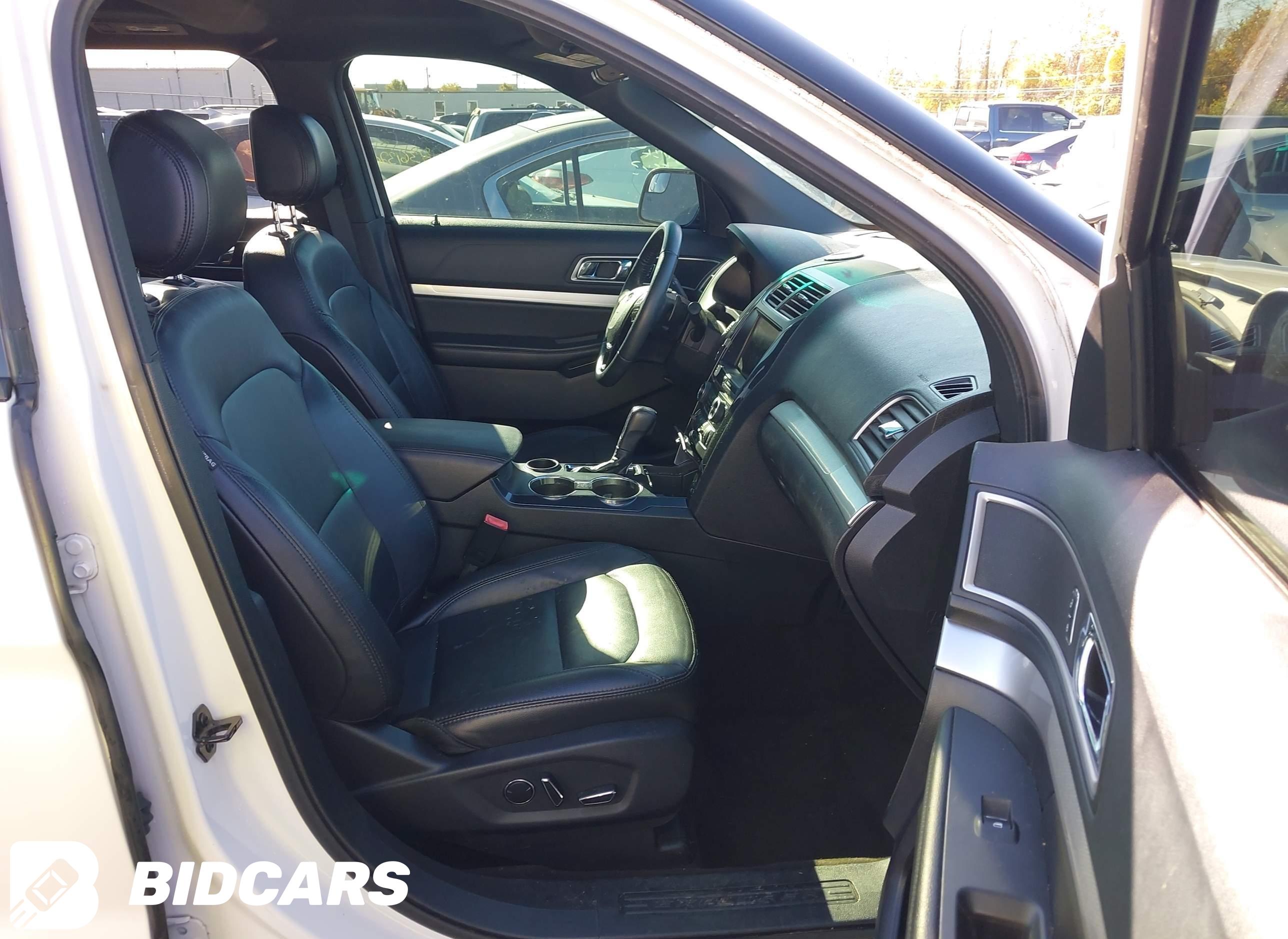 2016 Ford Explorer, Xlt