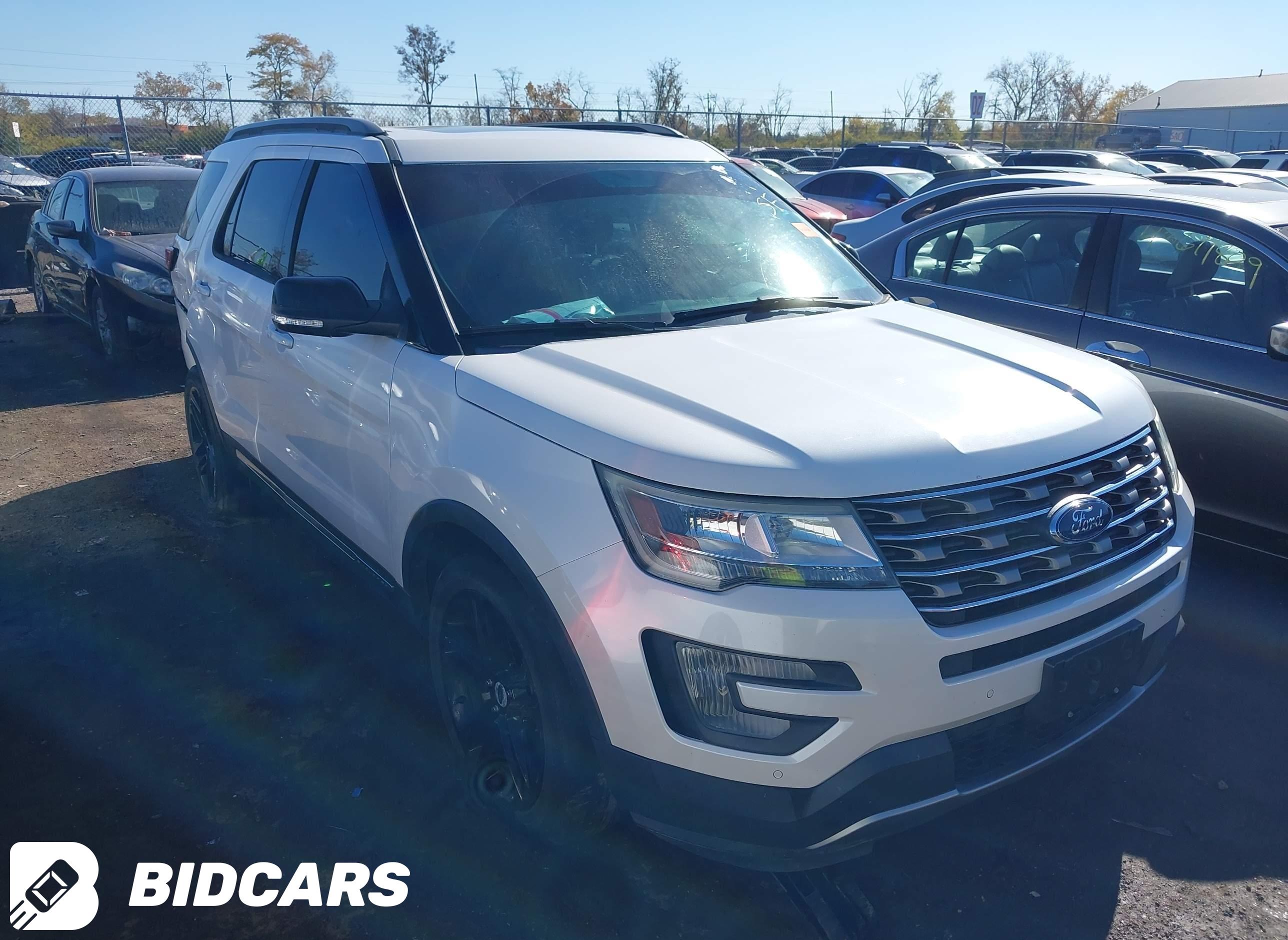2016 Ford Explorer, Xlt