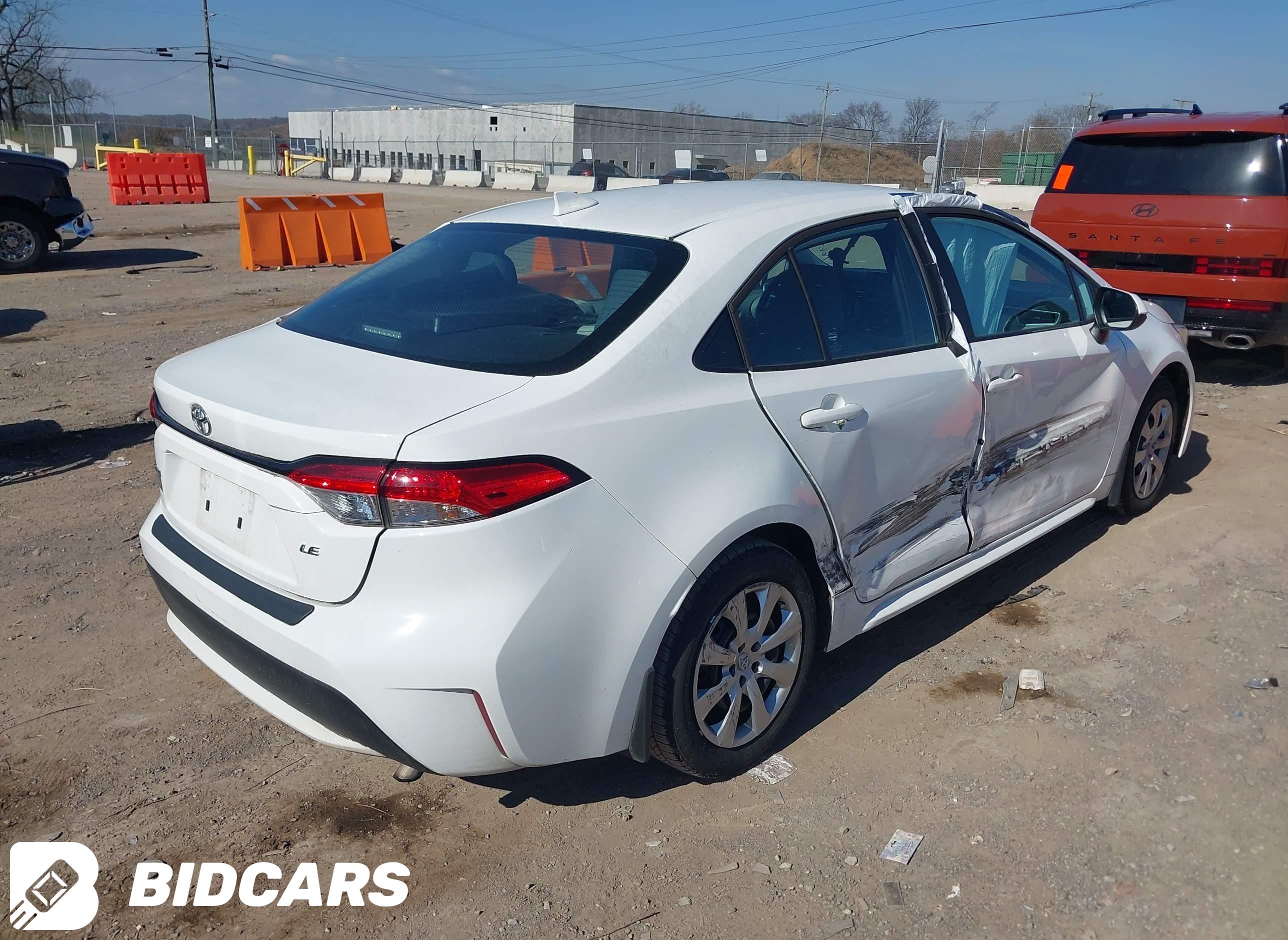 2022 Toyota Corolla, LE