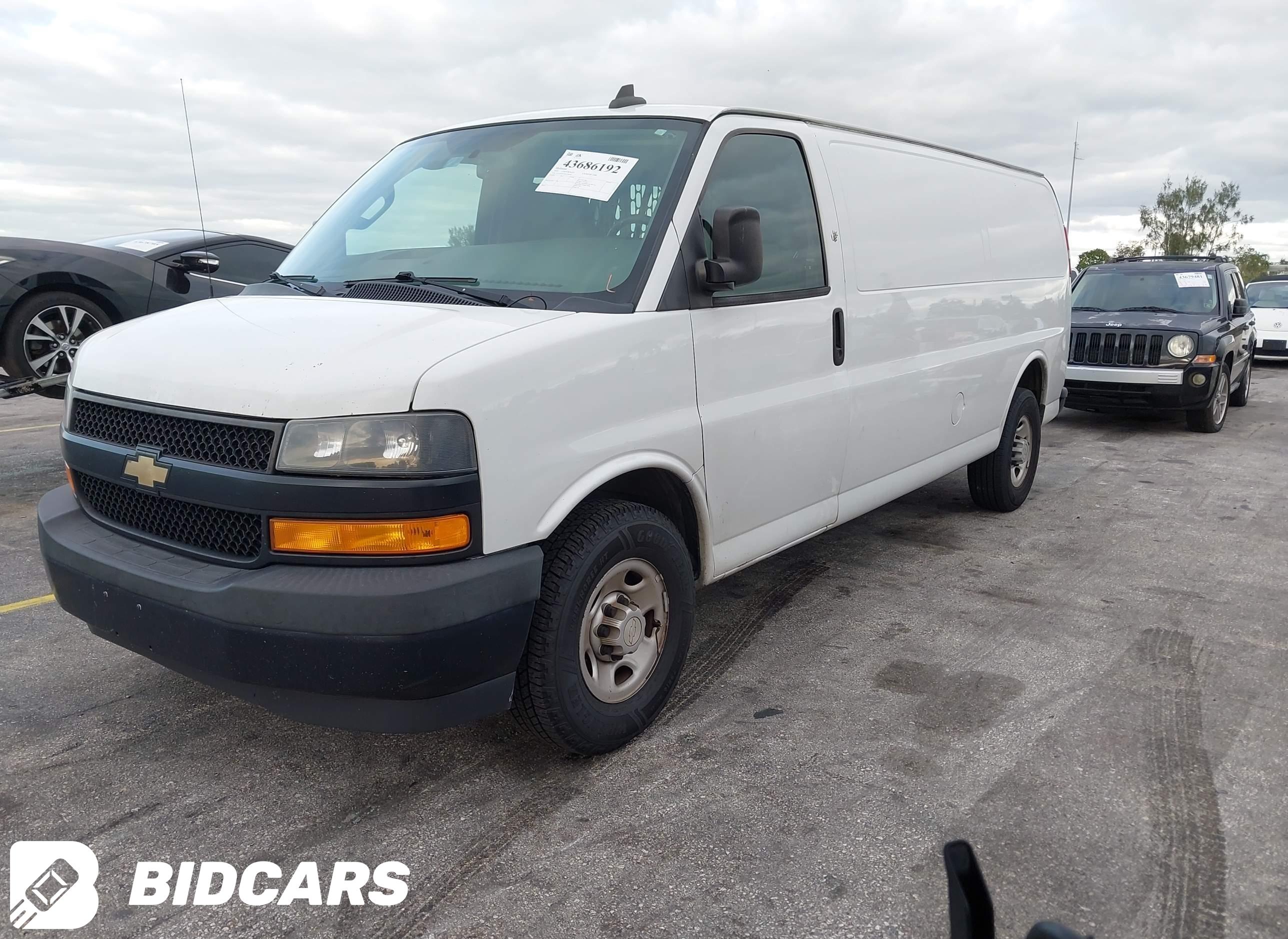 2019 Chevrolet Express 3500,...