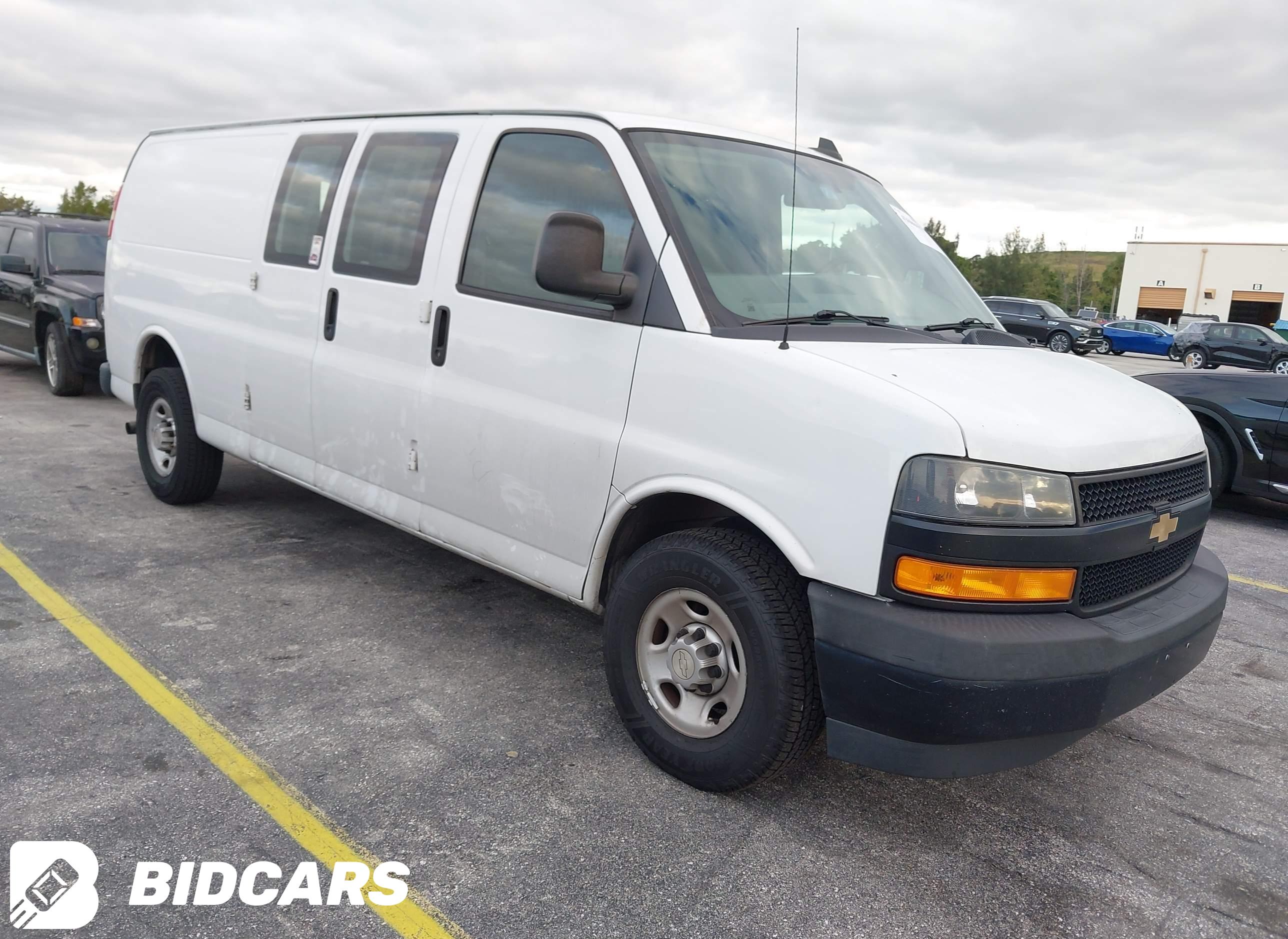 2019 Chevrolet Express 3500,...