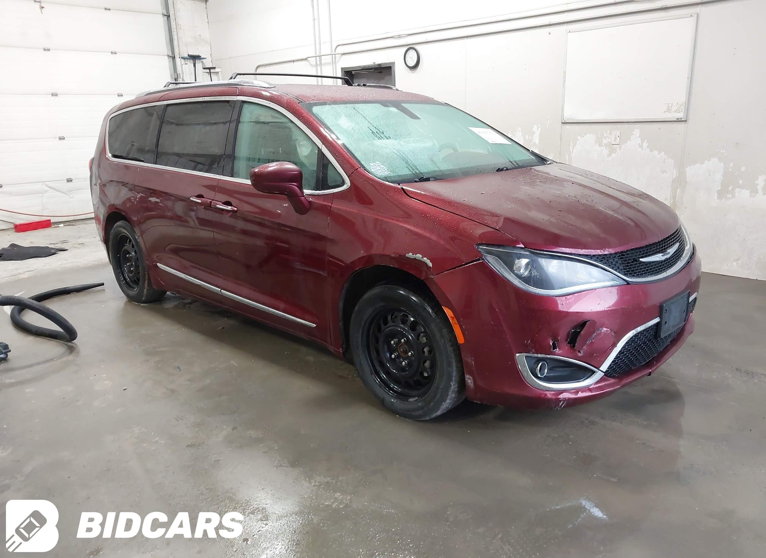 2018 Chrysler Pacifica, Touri...