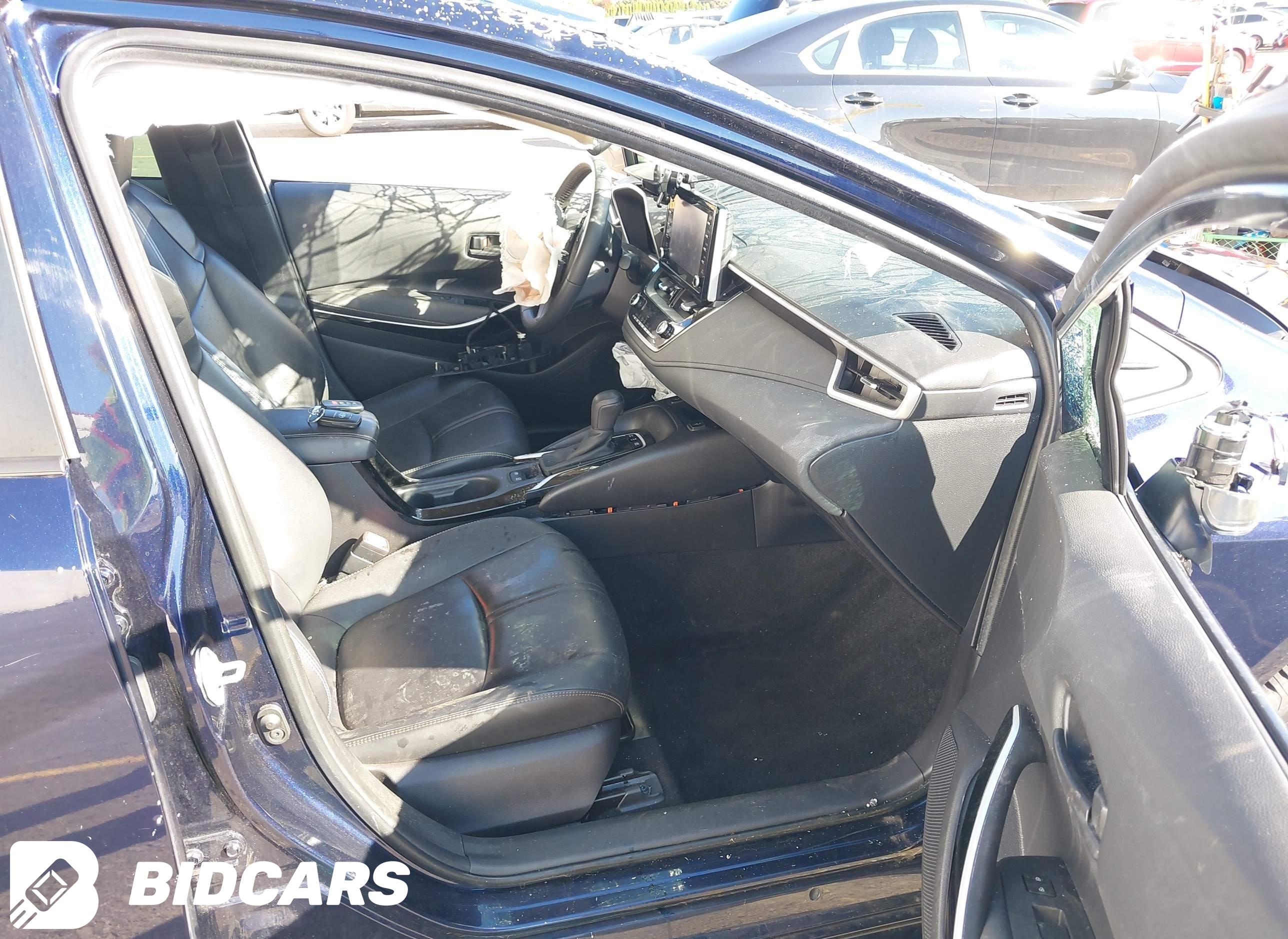 2022 Toyota Corolla, Hybrid Le