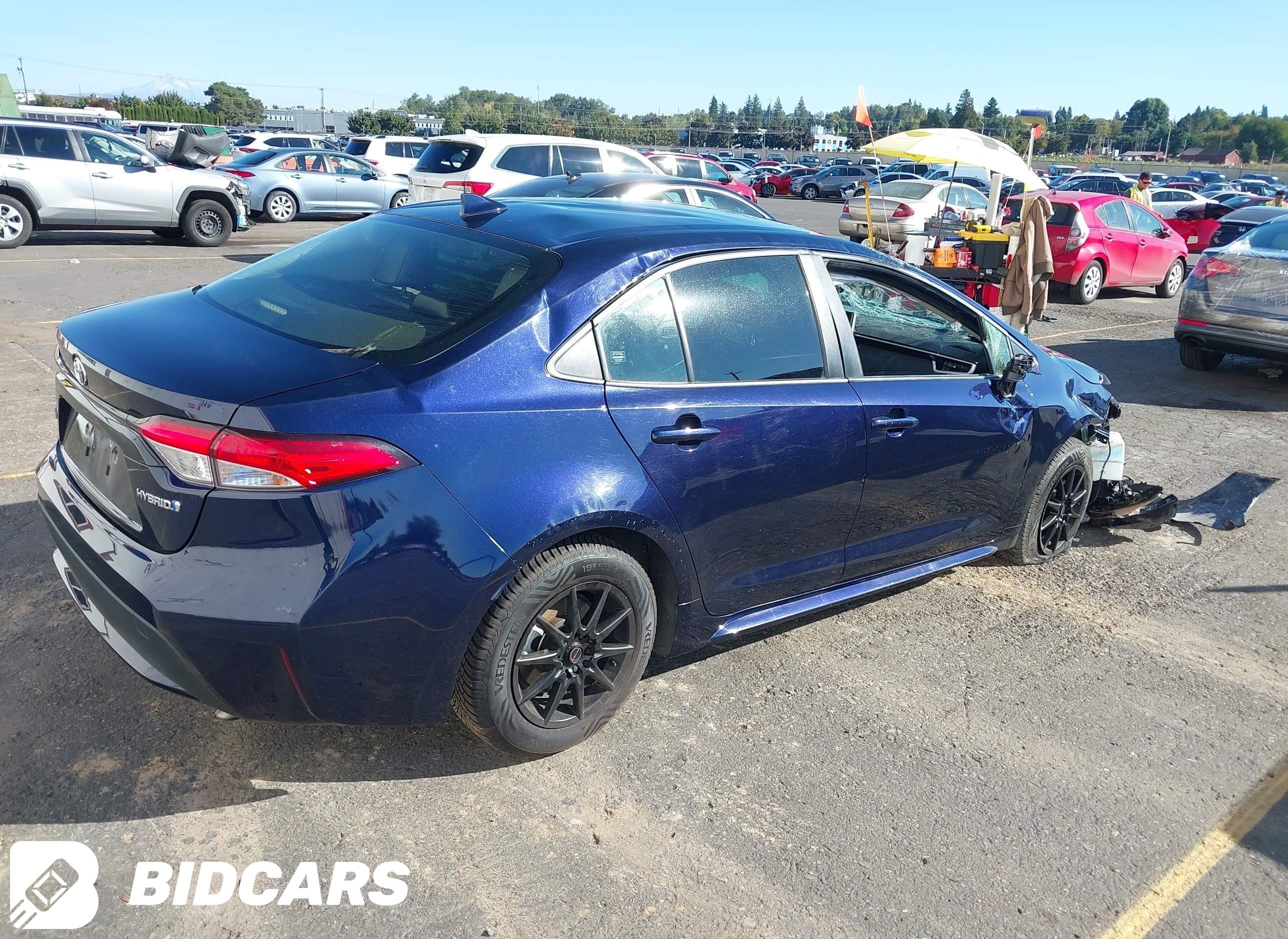 2022 Toyota Corolla, Hybrid Le