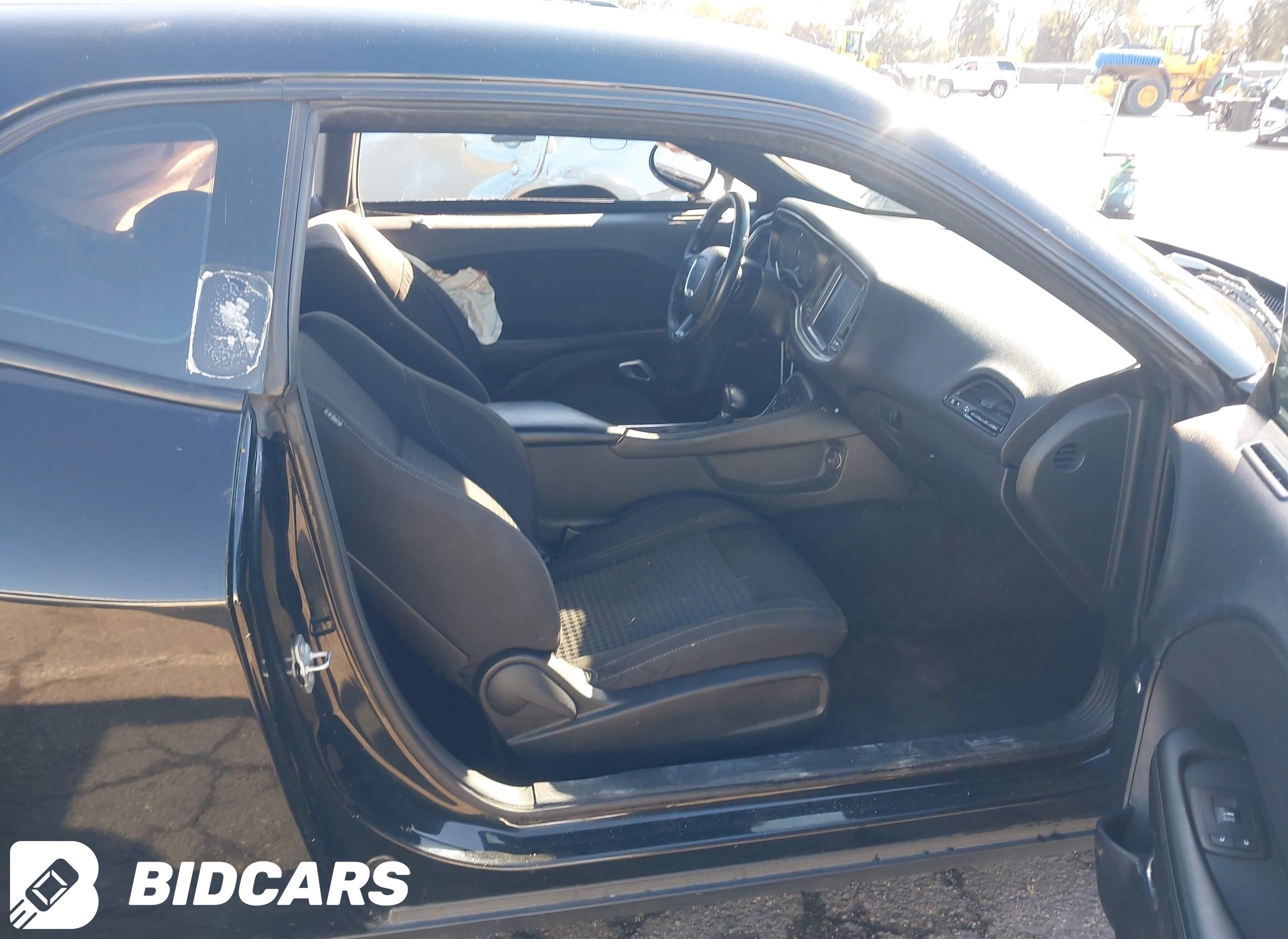 2016 Dodge Challenger, Sxt