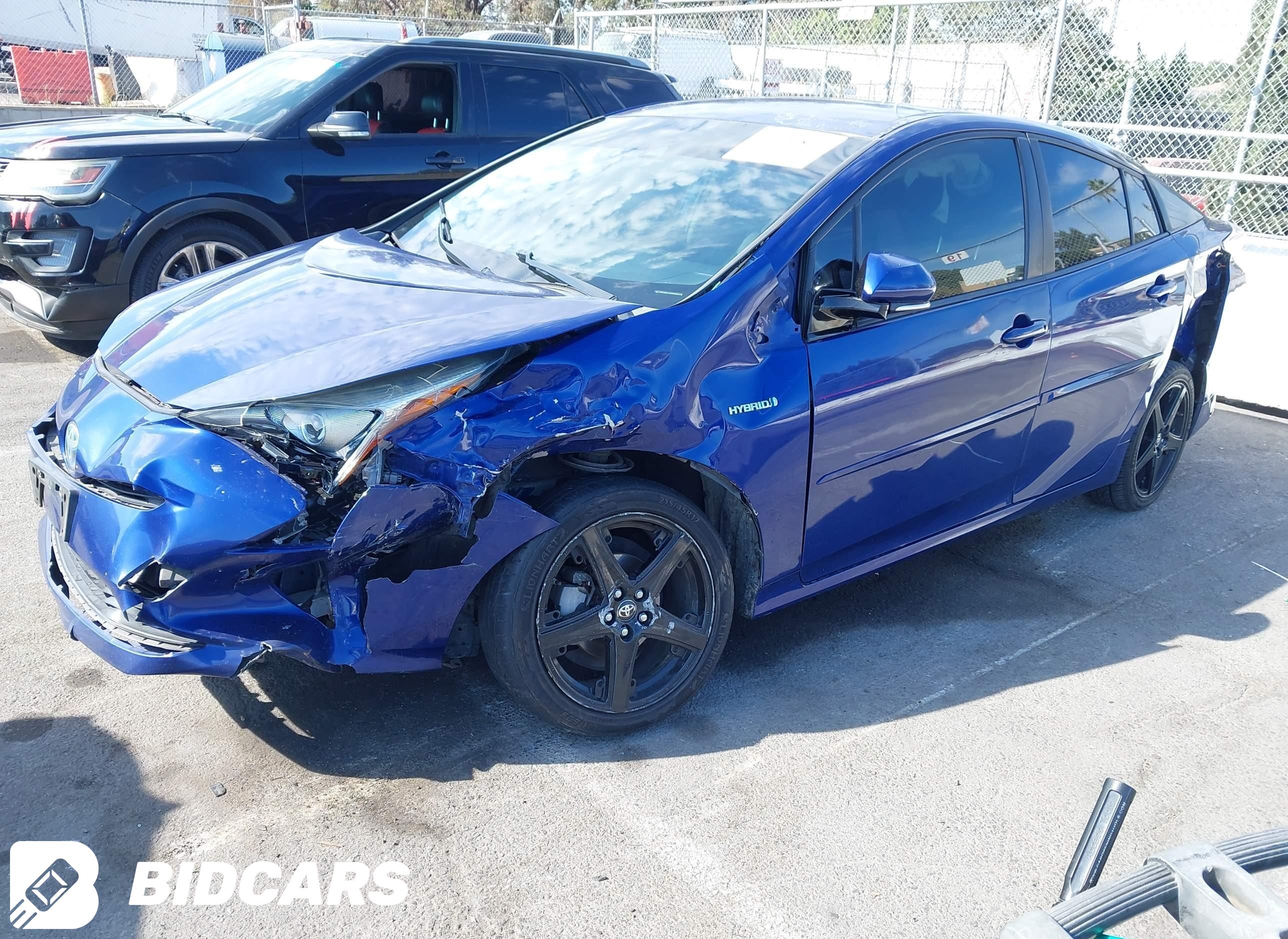 2016 Toyota Prius, Three Touring