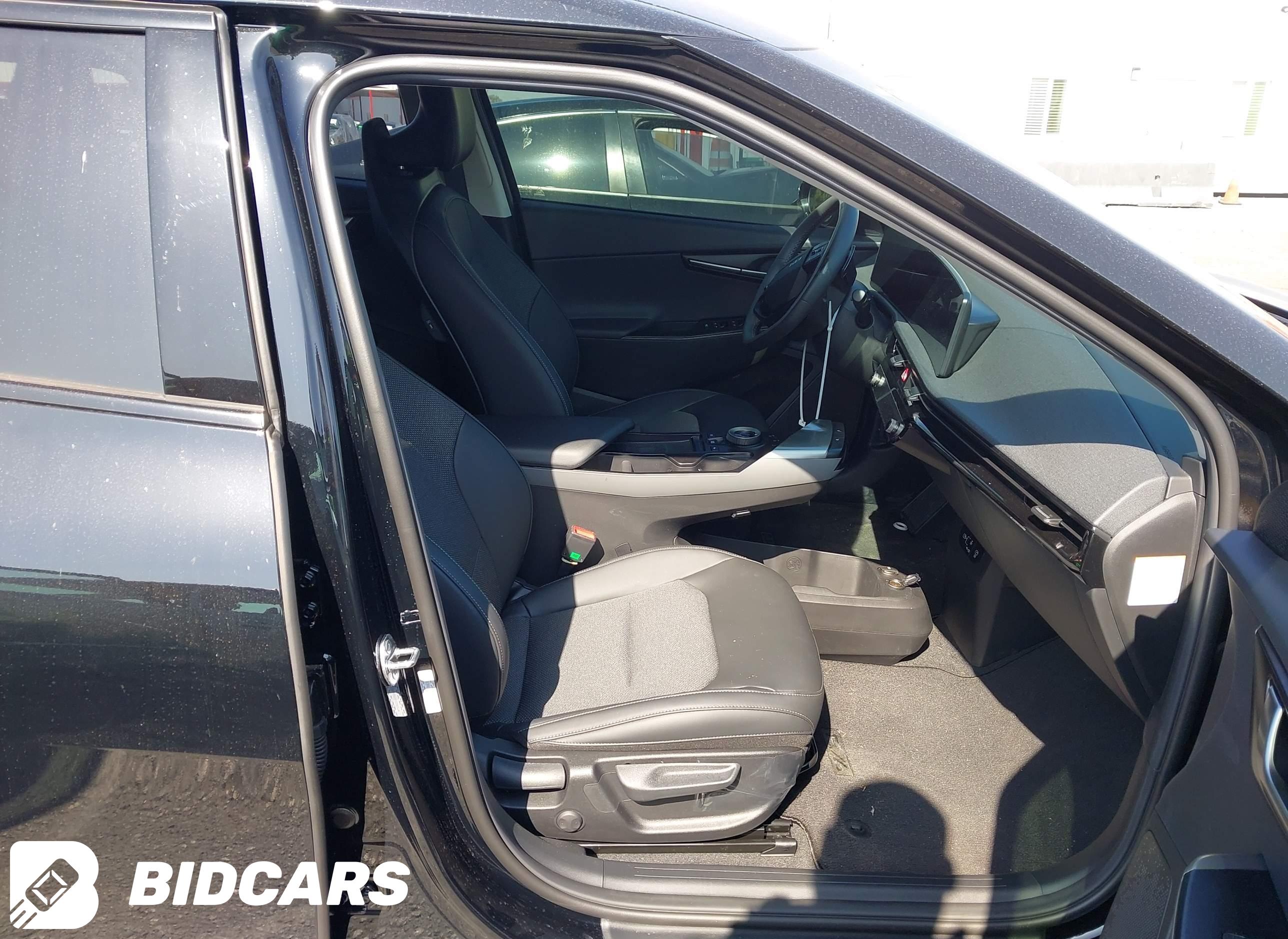 2025 KIA EV6, Light Long Range