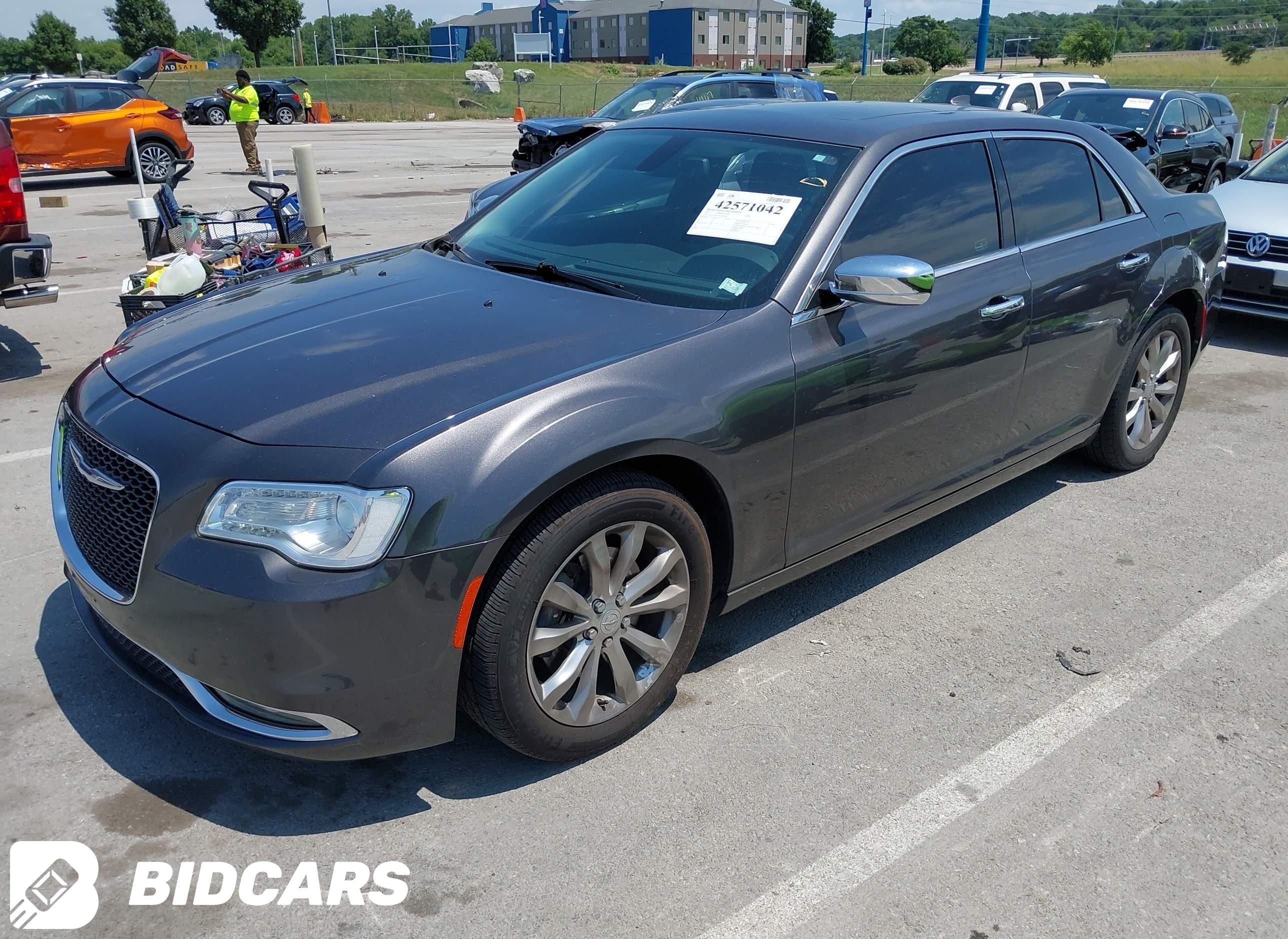 2017 Chrysler 300C, Awd