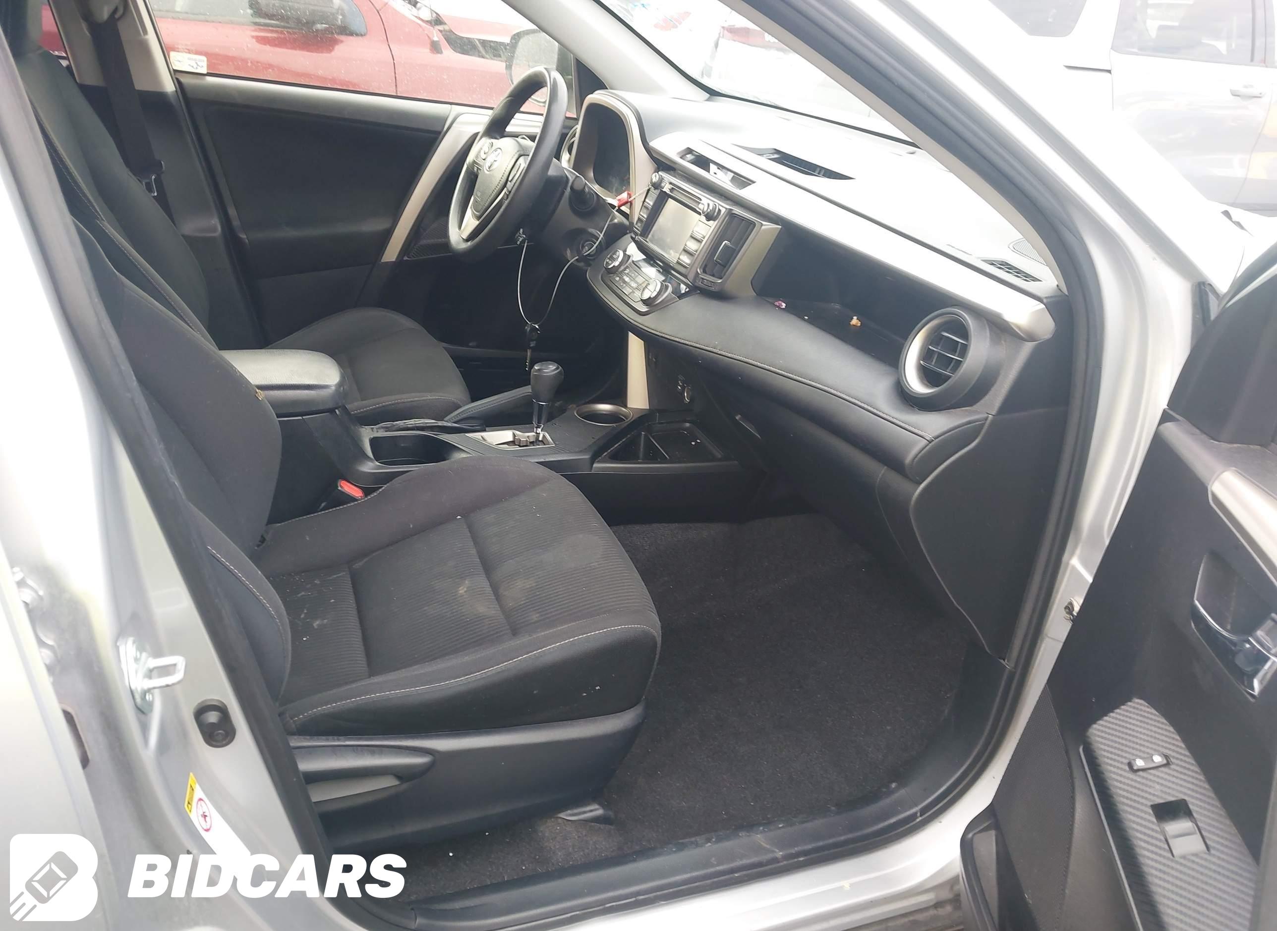 2015 Toyota RAV4, Xle