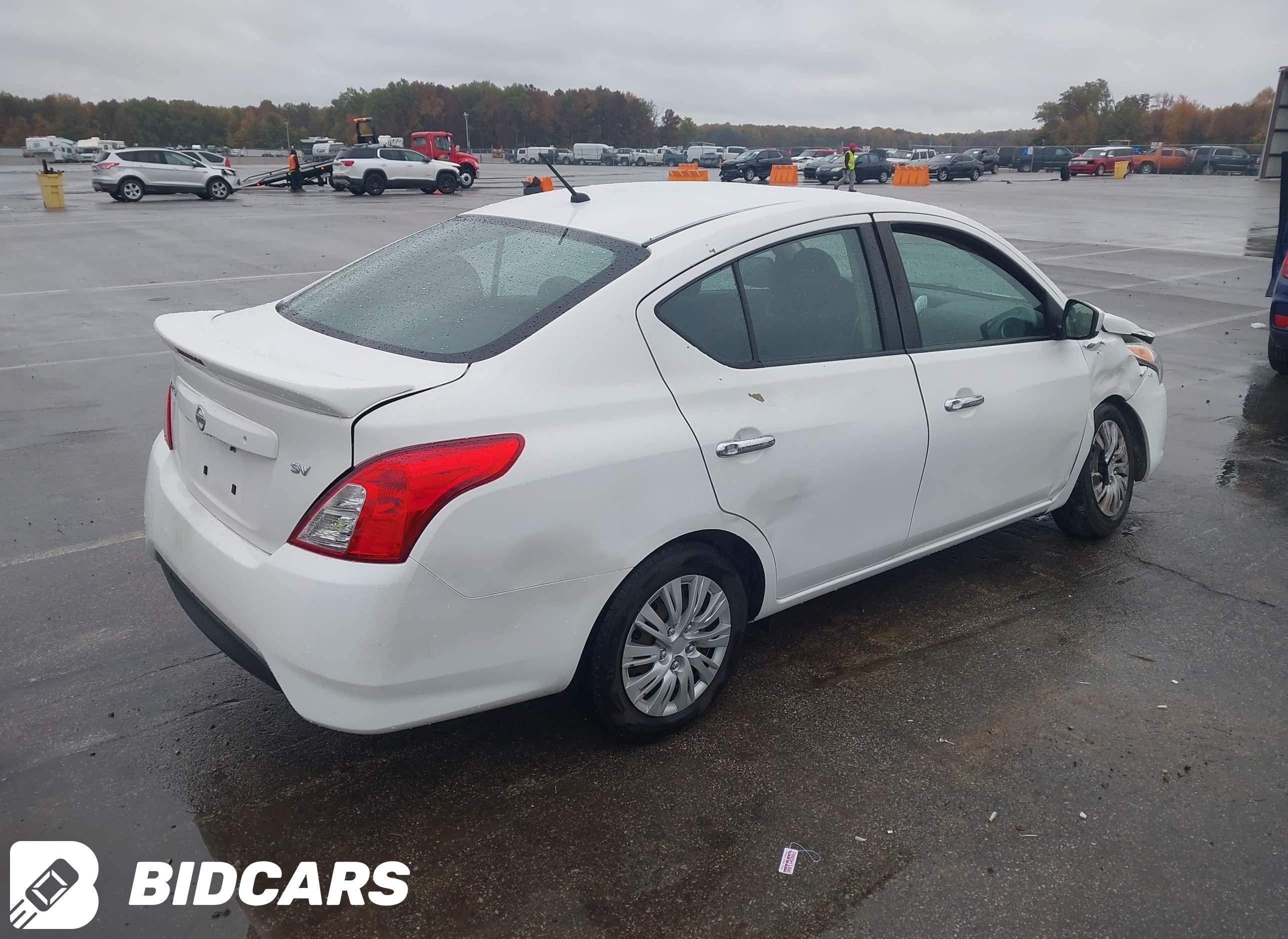 2018 Nissan Versa, 1.6 SV