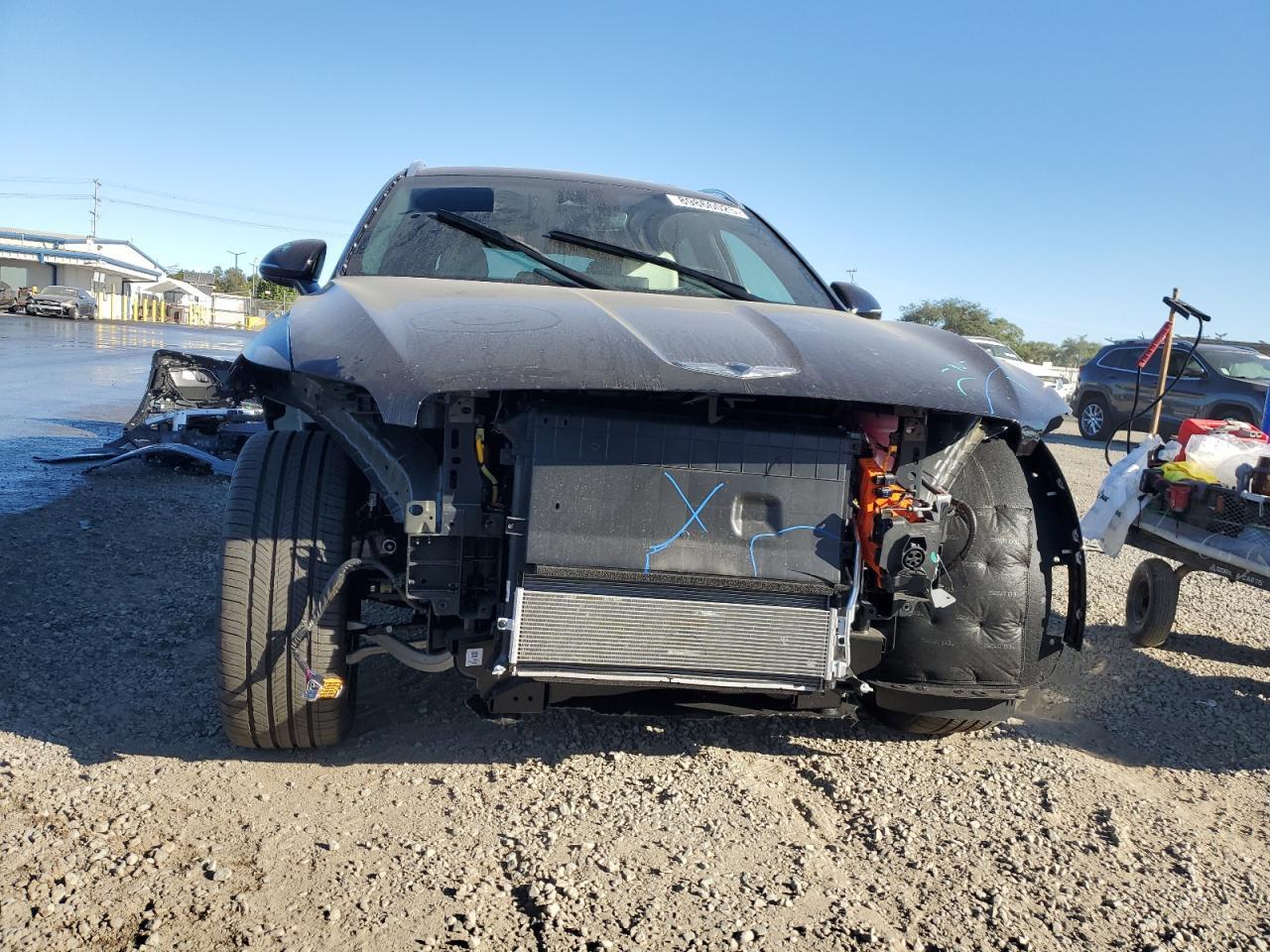 2025 Genesis GV70, Advanced