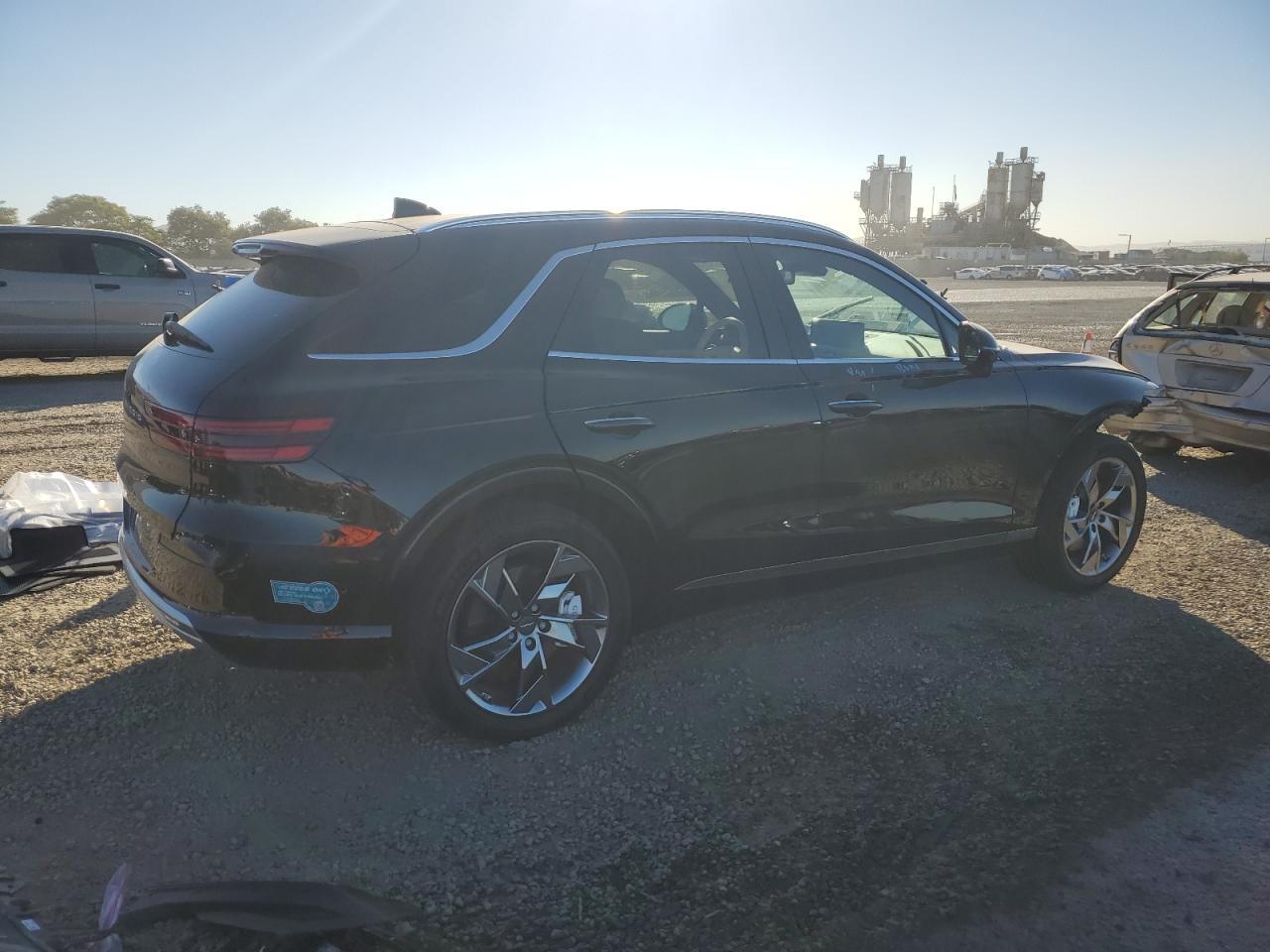 2025 Genesis GV70, Advanced