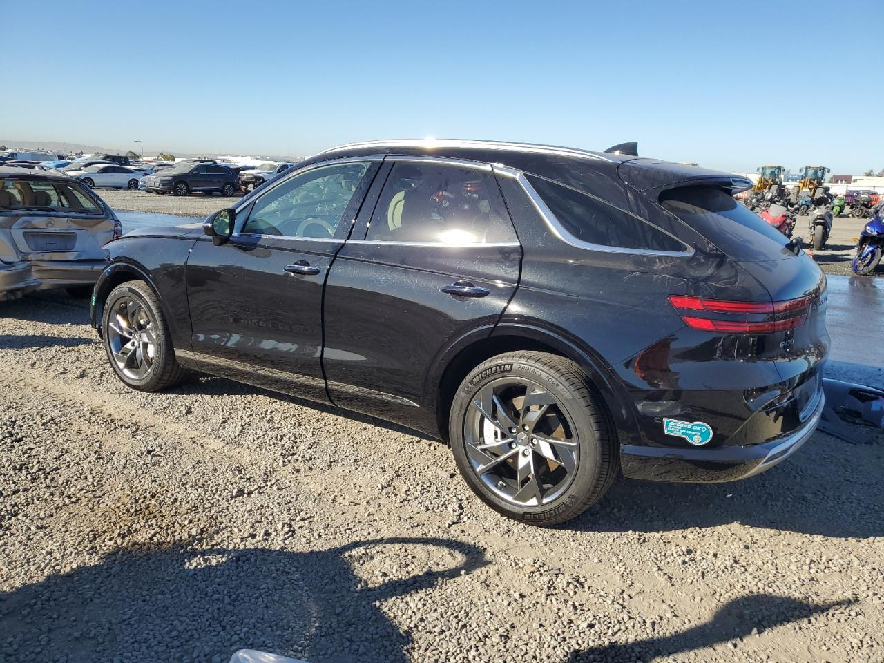 2025 Genesis GV70, Advanced