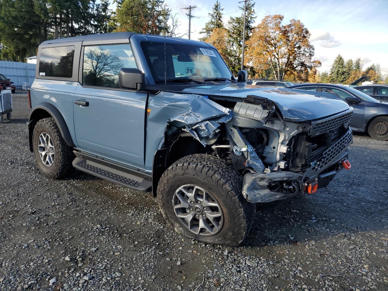 2025 Ford Bronco, Badlands