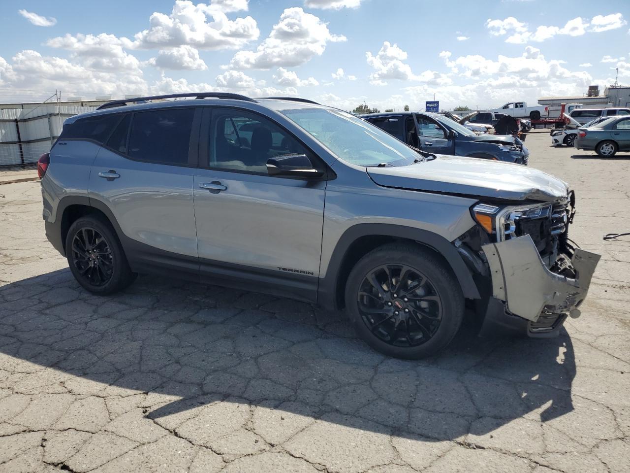 2023 GMC Terrain, Sle