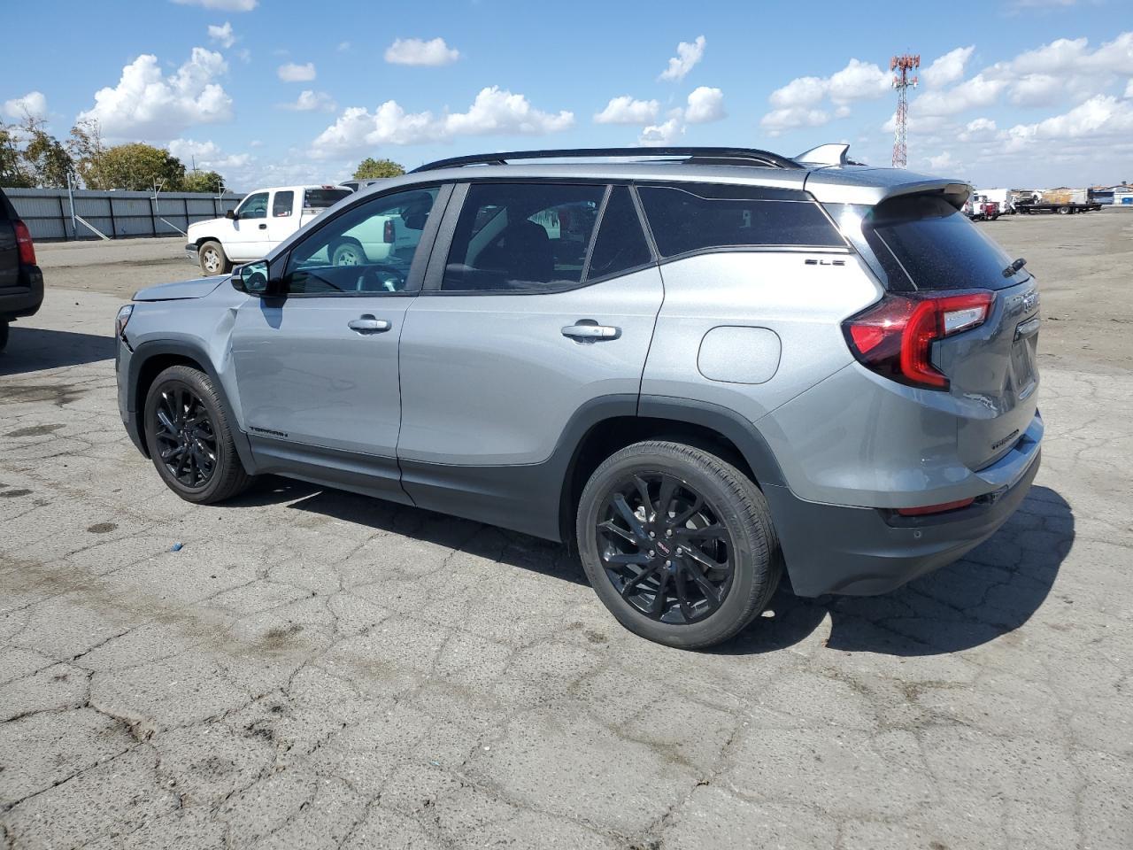 2023 GMC Terrain, Sle