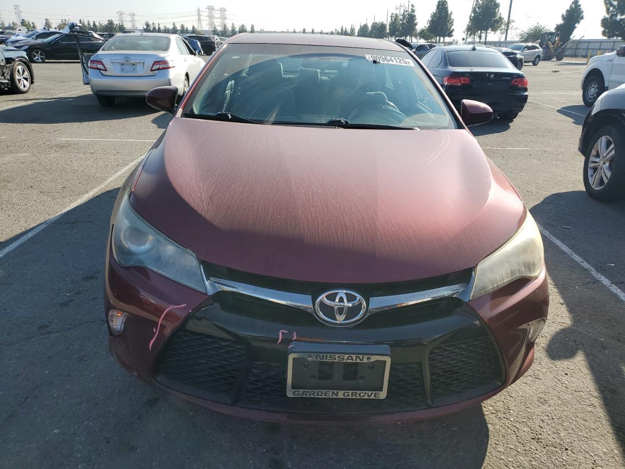 2017 Toyota Camry, LE