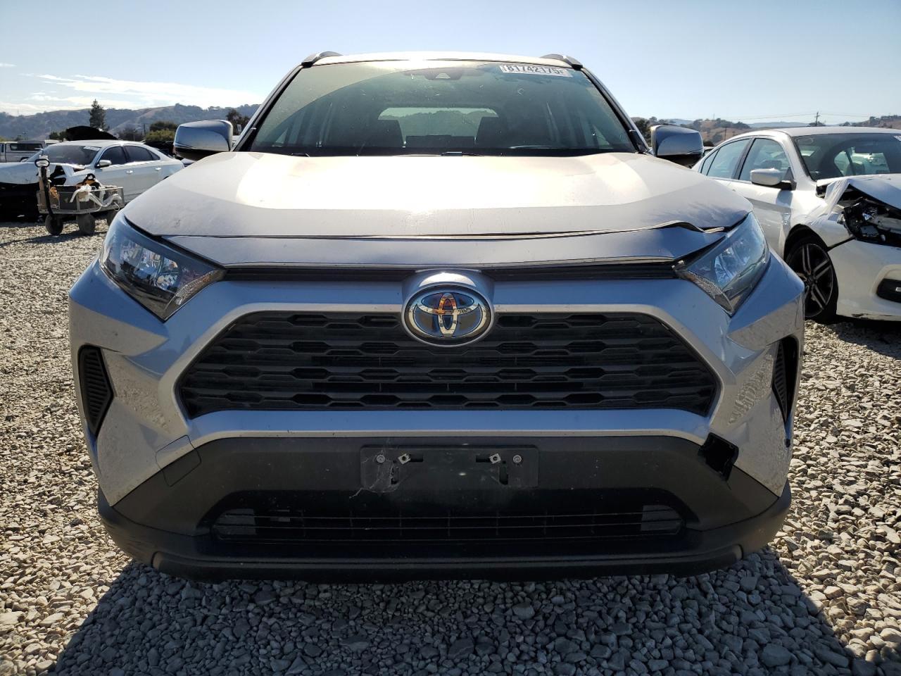 2020 Toyota RAV4, LE
