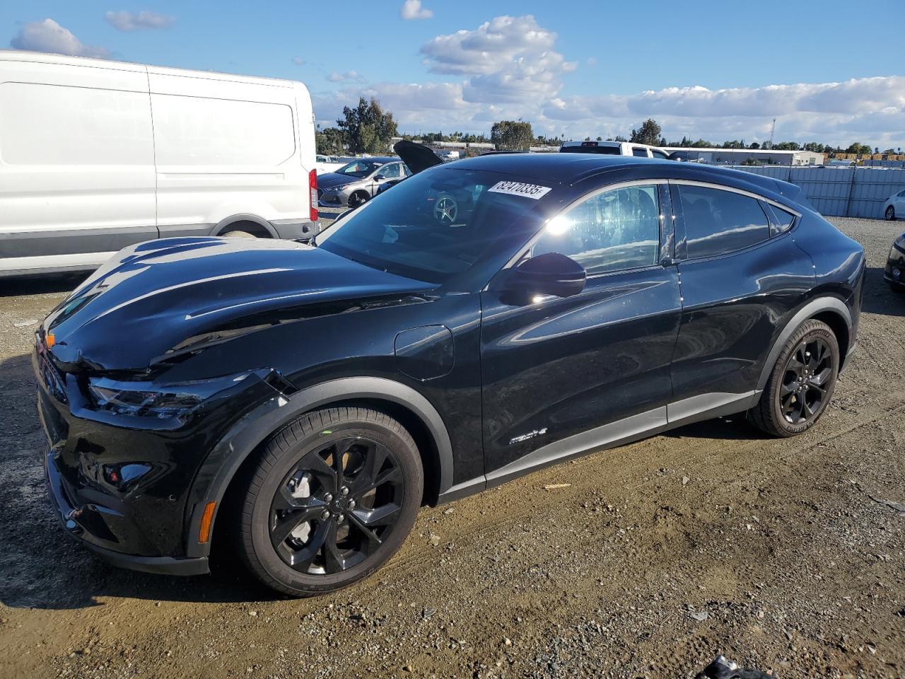 2024 Ford Mustang, Select