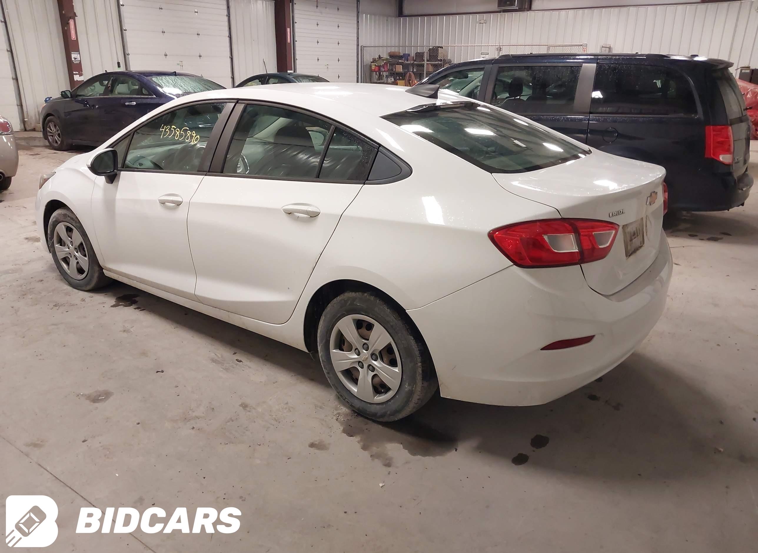 2018 Chevrolet Cruze, Ls Auto