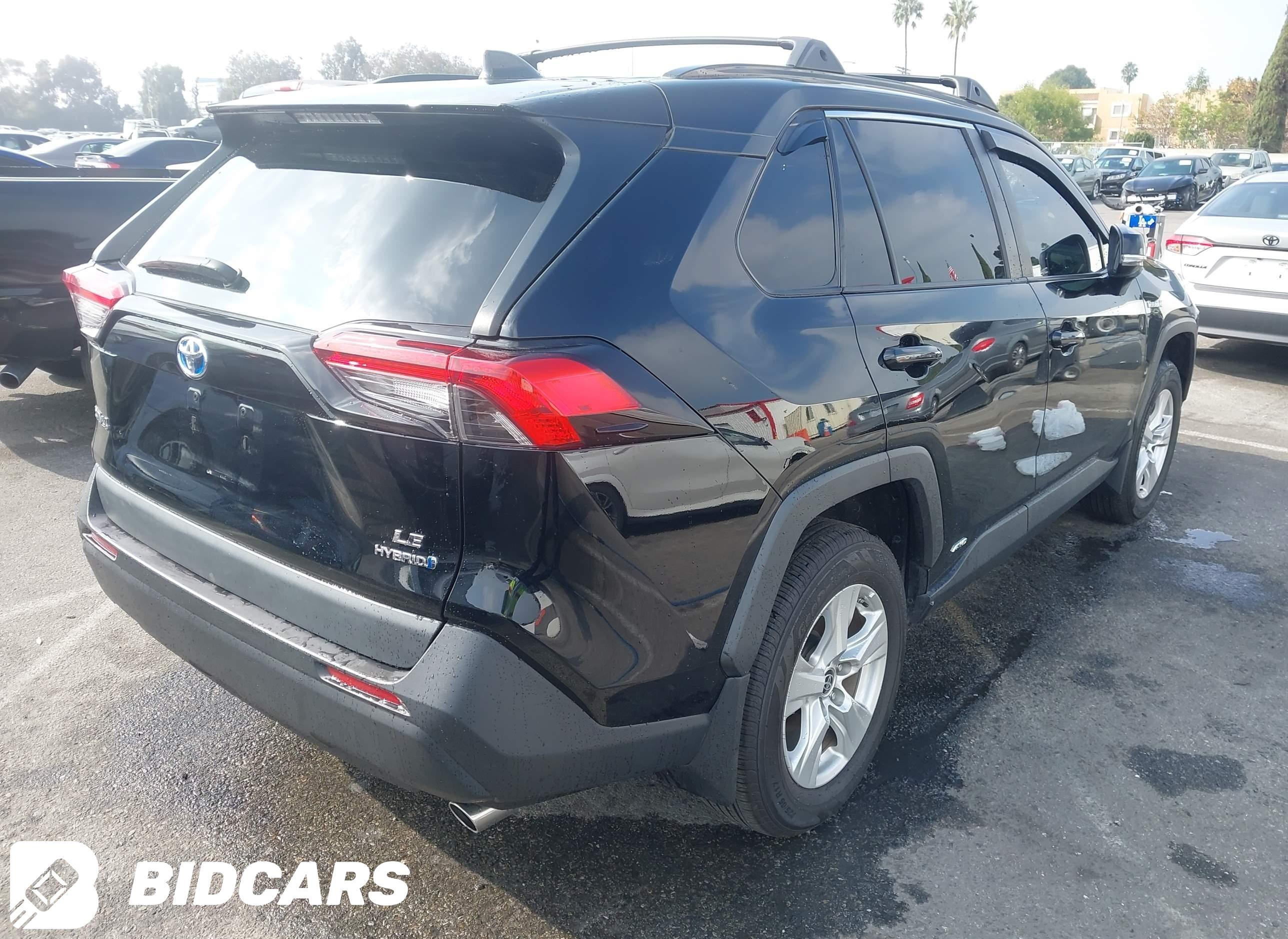 2021 Toyota RAV4, Hybrid LE