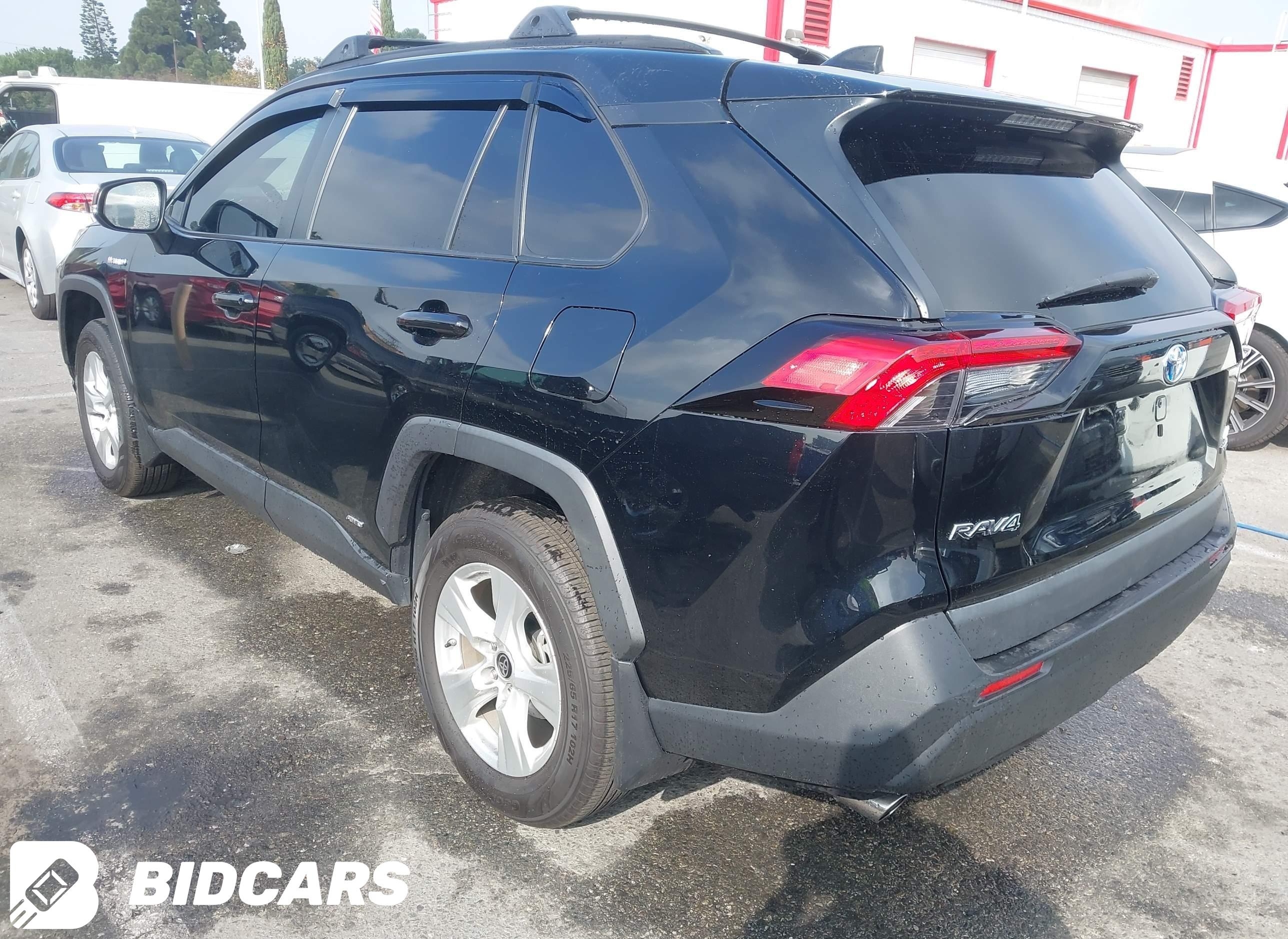 2021 Toyota RAV4, Hybrid LE