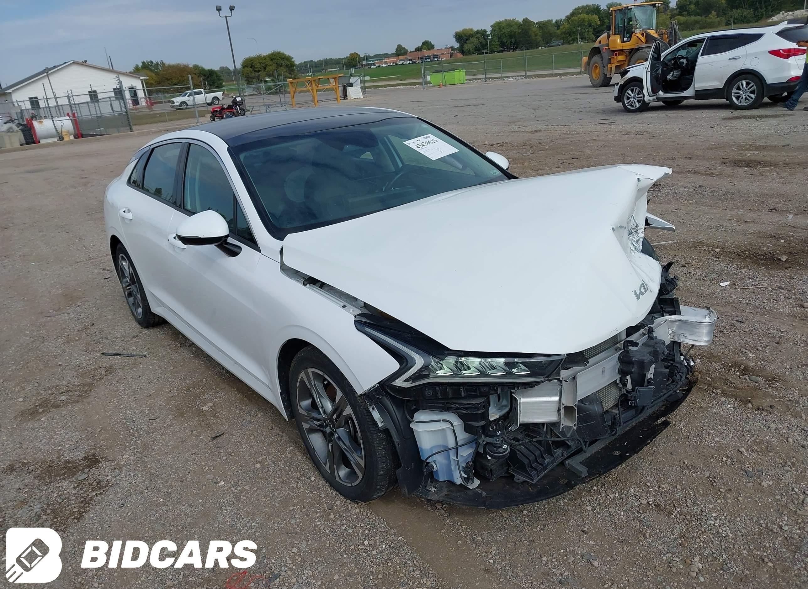 2022 KIA K5, EX